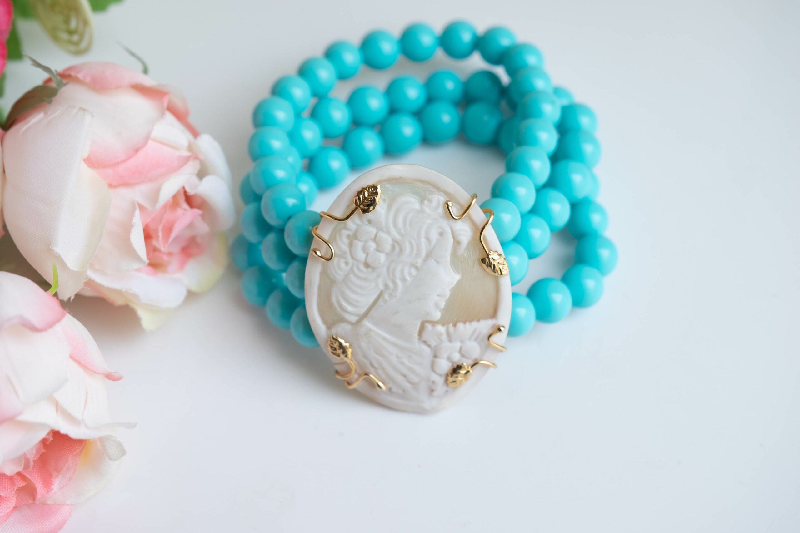 TURQUOISE PASTE AND CAMEO BRACELET (1)