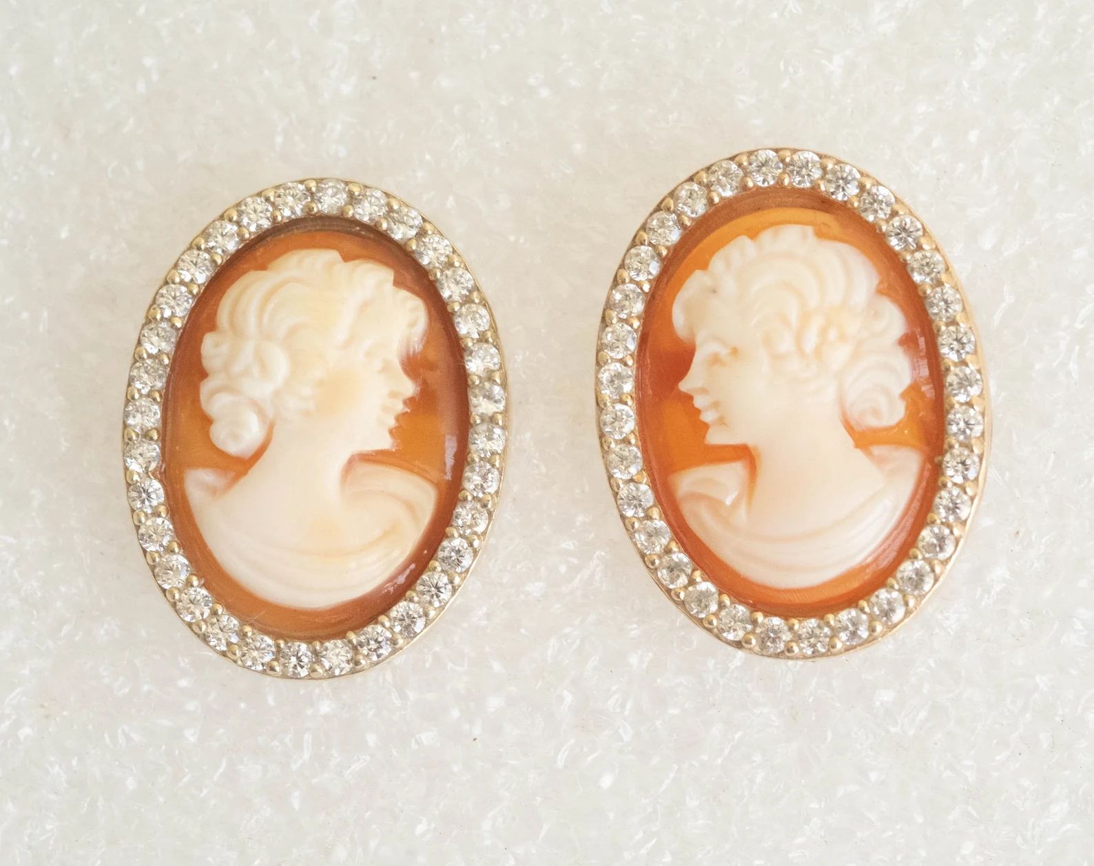 ORECCHINI CAMMEO ZIRCONI LOBO OVALI (8)