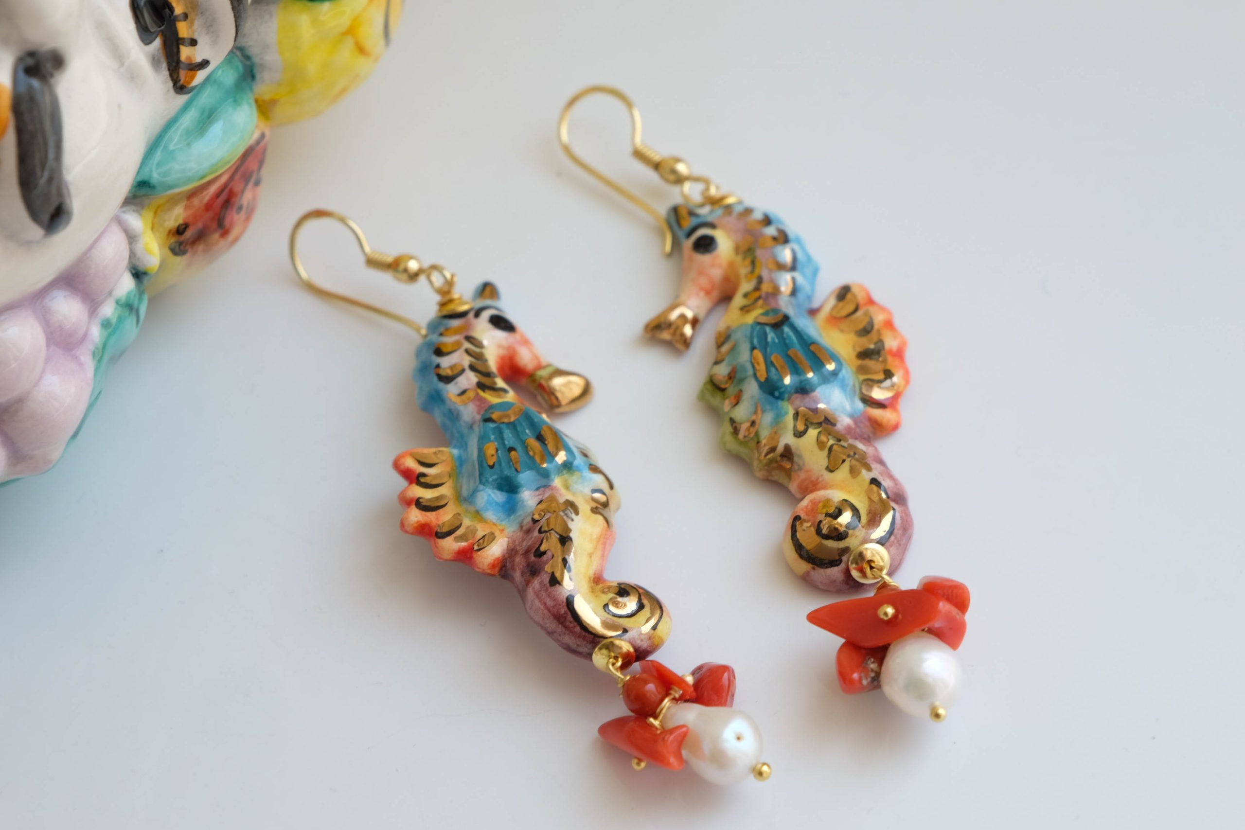 SICILIAN CAVALLUCCIO EARRINGS CALTAGIRONE CERAMIC CORAL PEARLS (4)