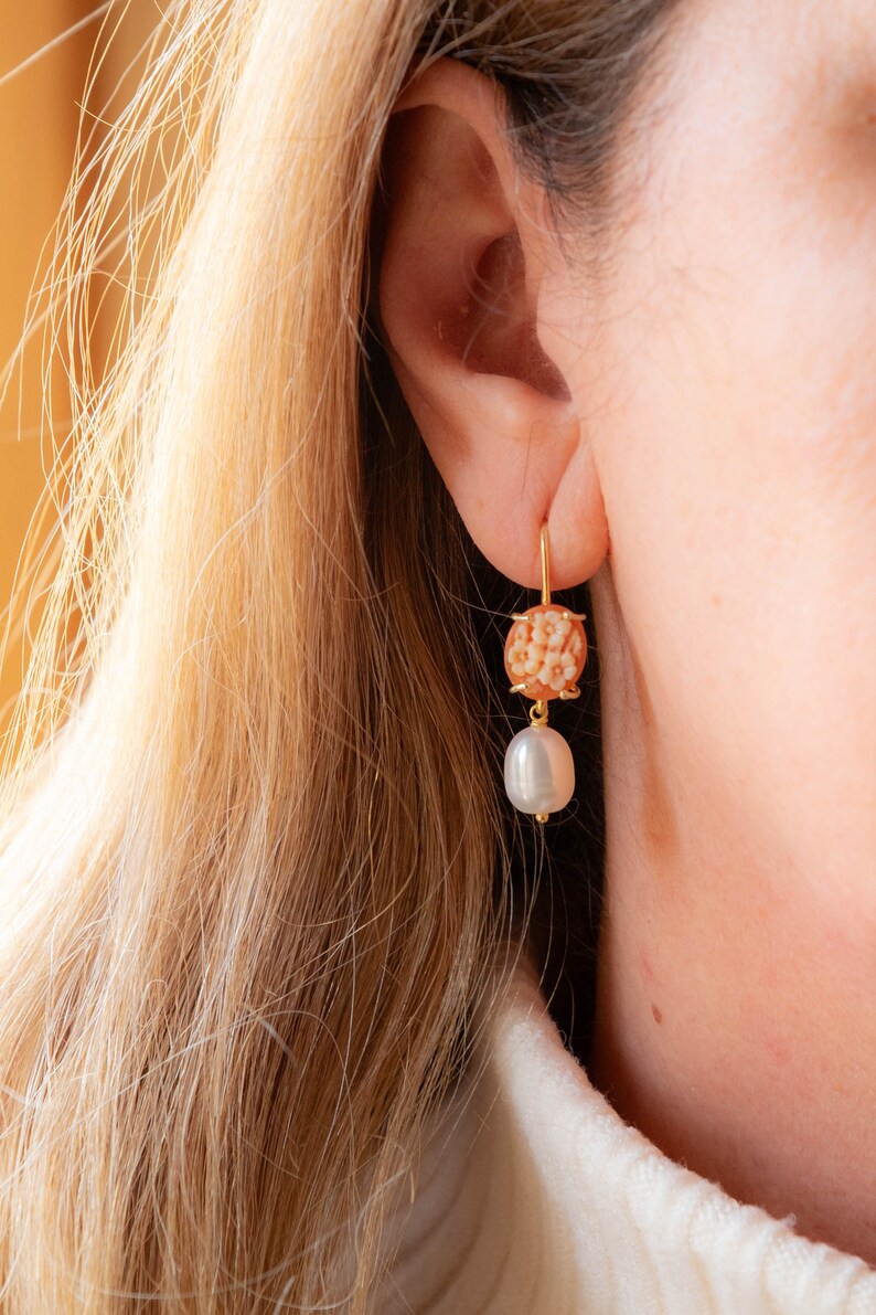 Orecchini Cammeo di Torre del Greco e Perle barocche in Argento oro 2