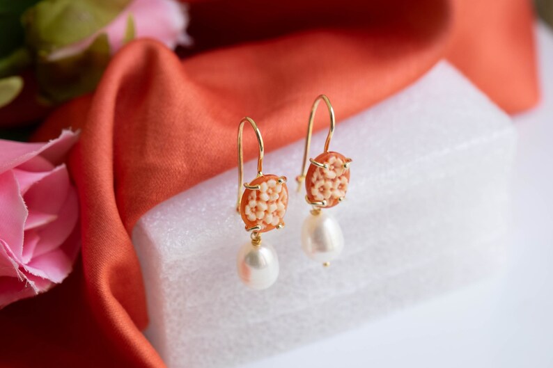 Orecchini Cammeo di Torre del Greco e Perle barocche in Argento oro 4