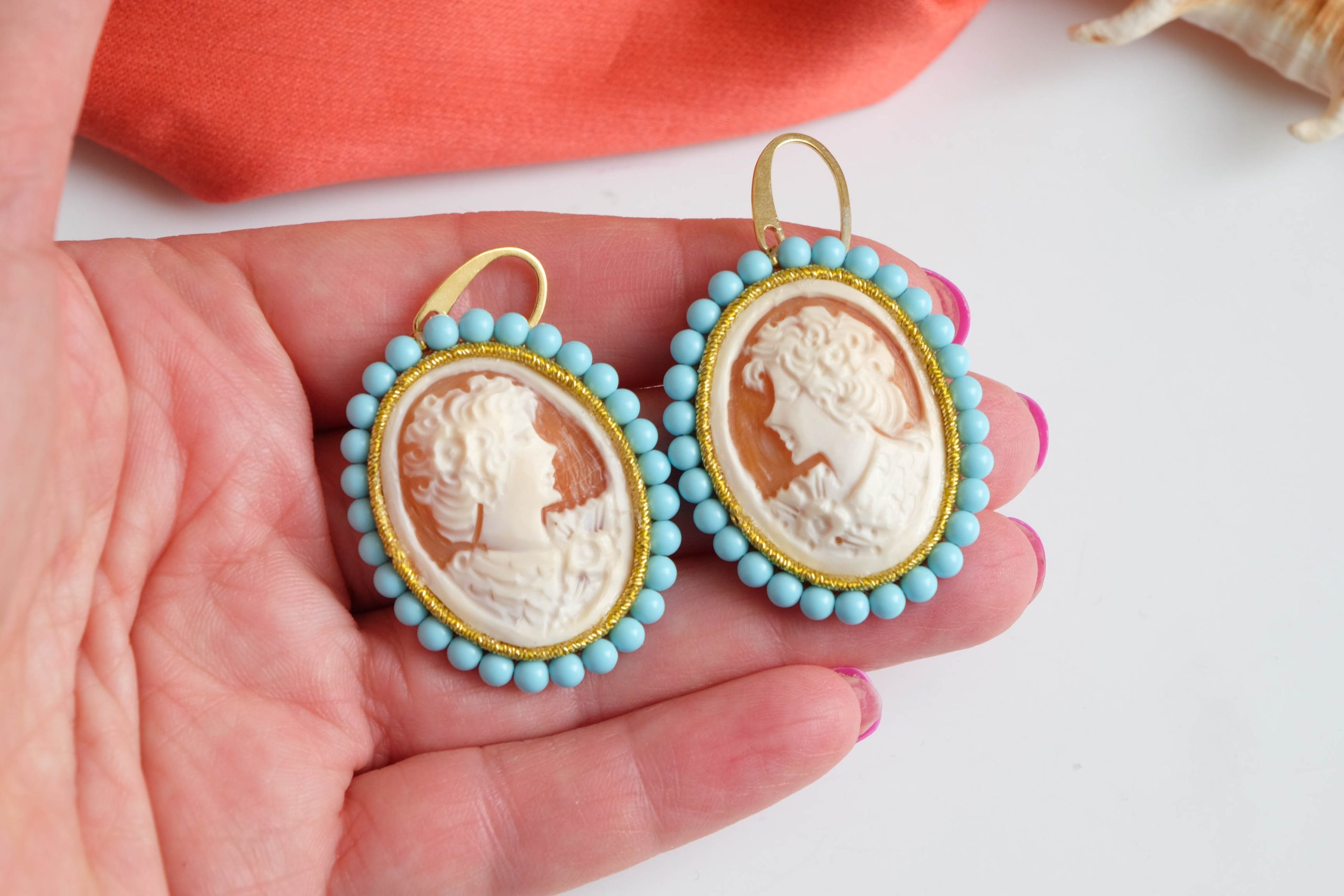 SHORT TORRE DEL GRECO CAMEO AND TURQUOISE PASTE EARRINGS (6)