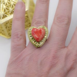Anello in ceramica di Caltagirone col cuore