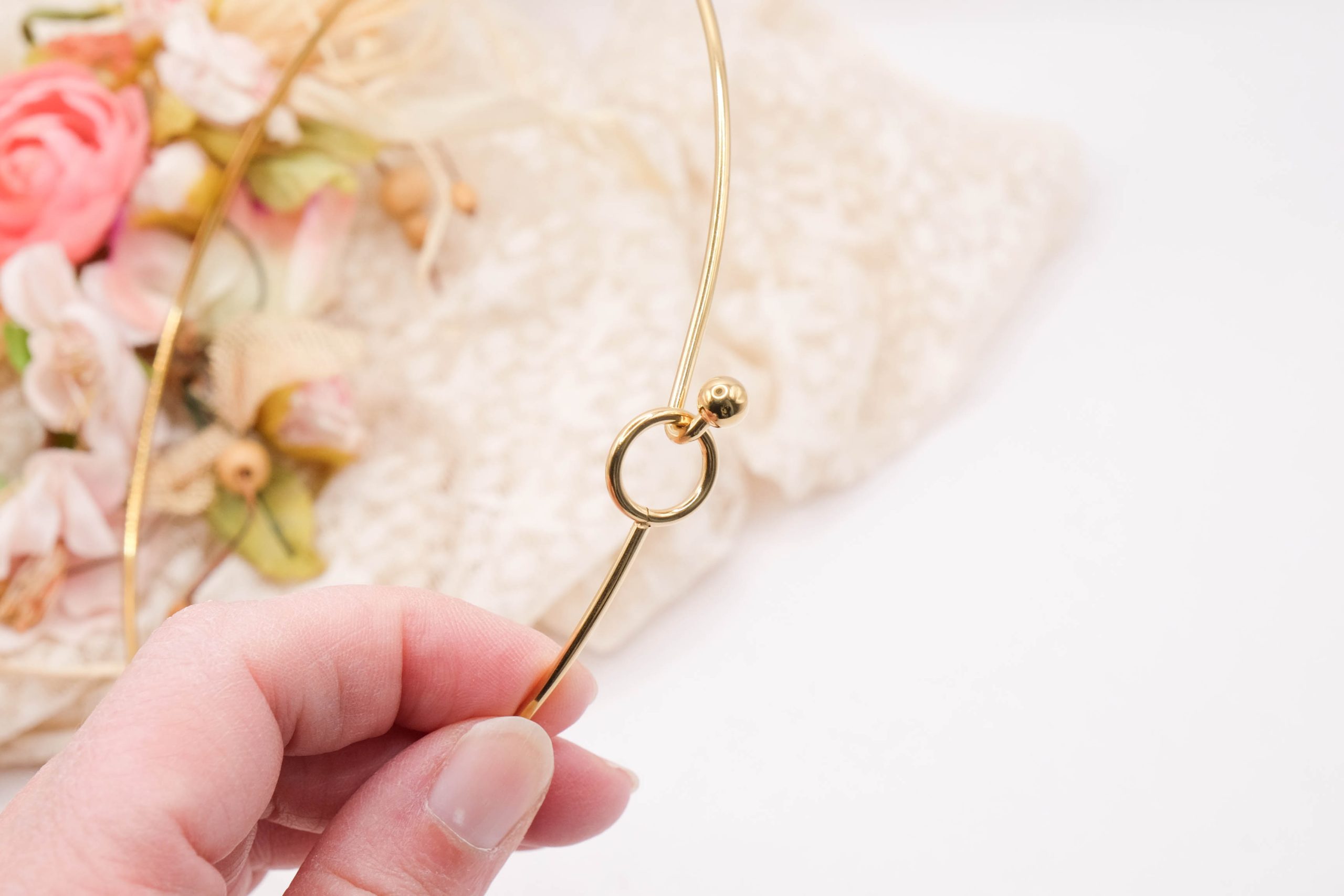 RIGID BRASS NECKLACE (3)