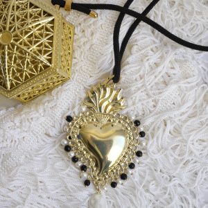 Collana Cuore Sacro Ex Voto Perle Bianche e Nere