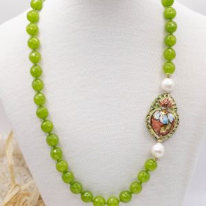 Collana Girocollo Sacro Cuore in Ceramica e Olivina Naturale