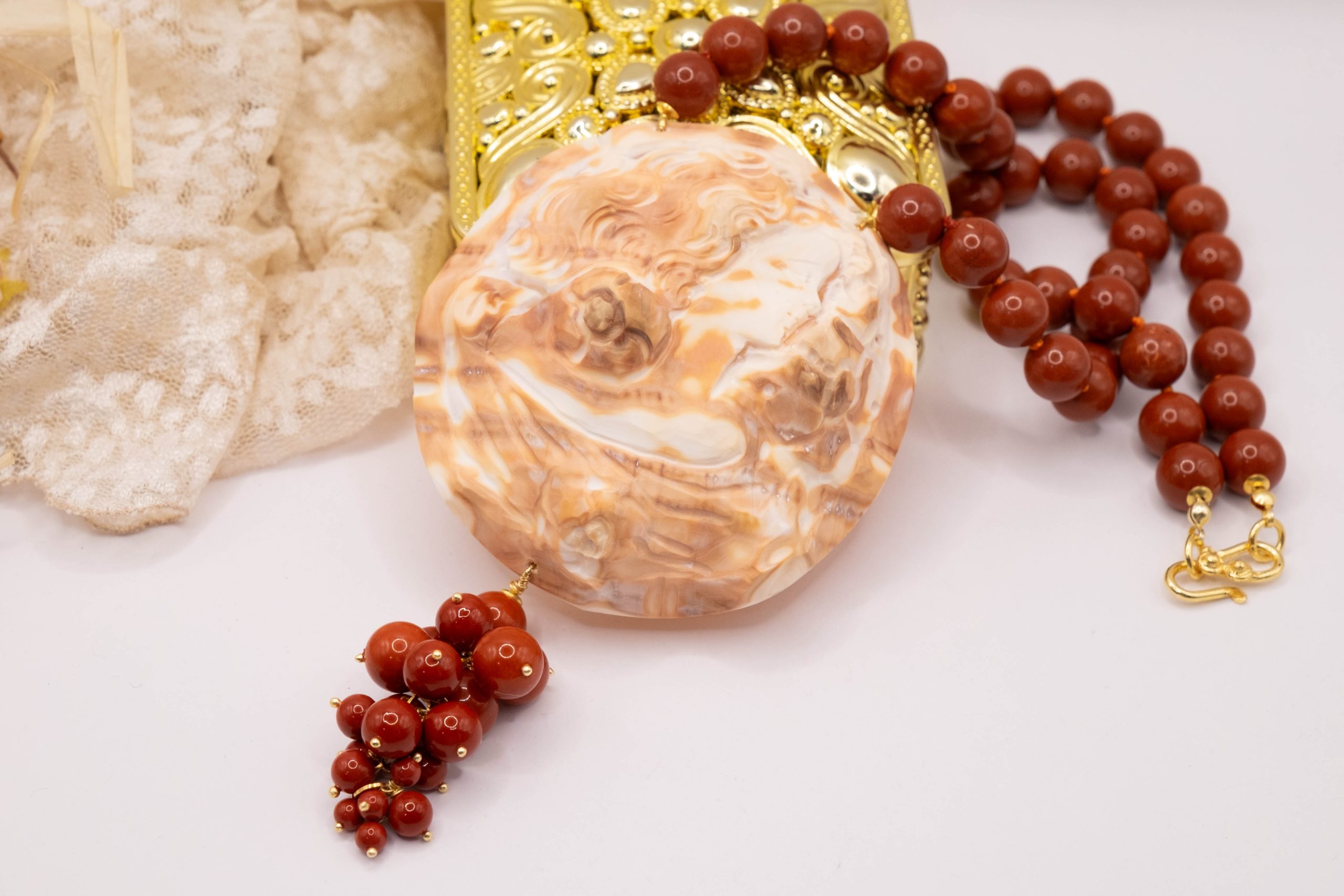 COLLANA CAMMEO DI TORRE DEL GRECO GREZZO E PERLE ROSSE (4)