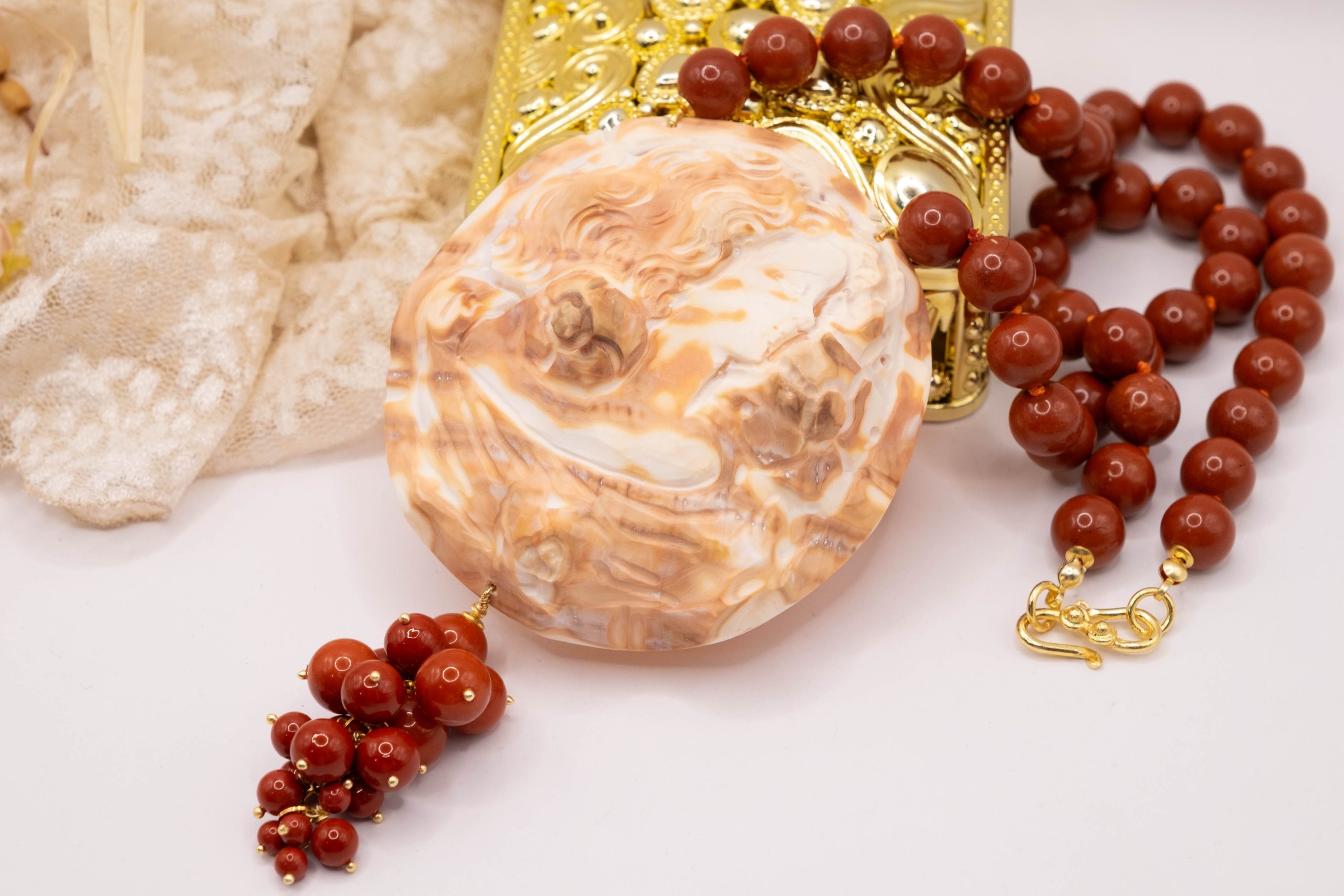 COLLANA CAMMEO DI TORRE DEL GRECO GREZZO E PERLE ROSSE (6)