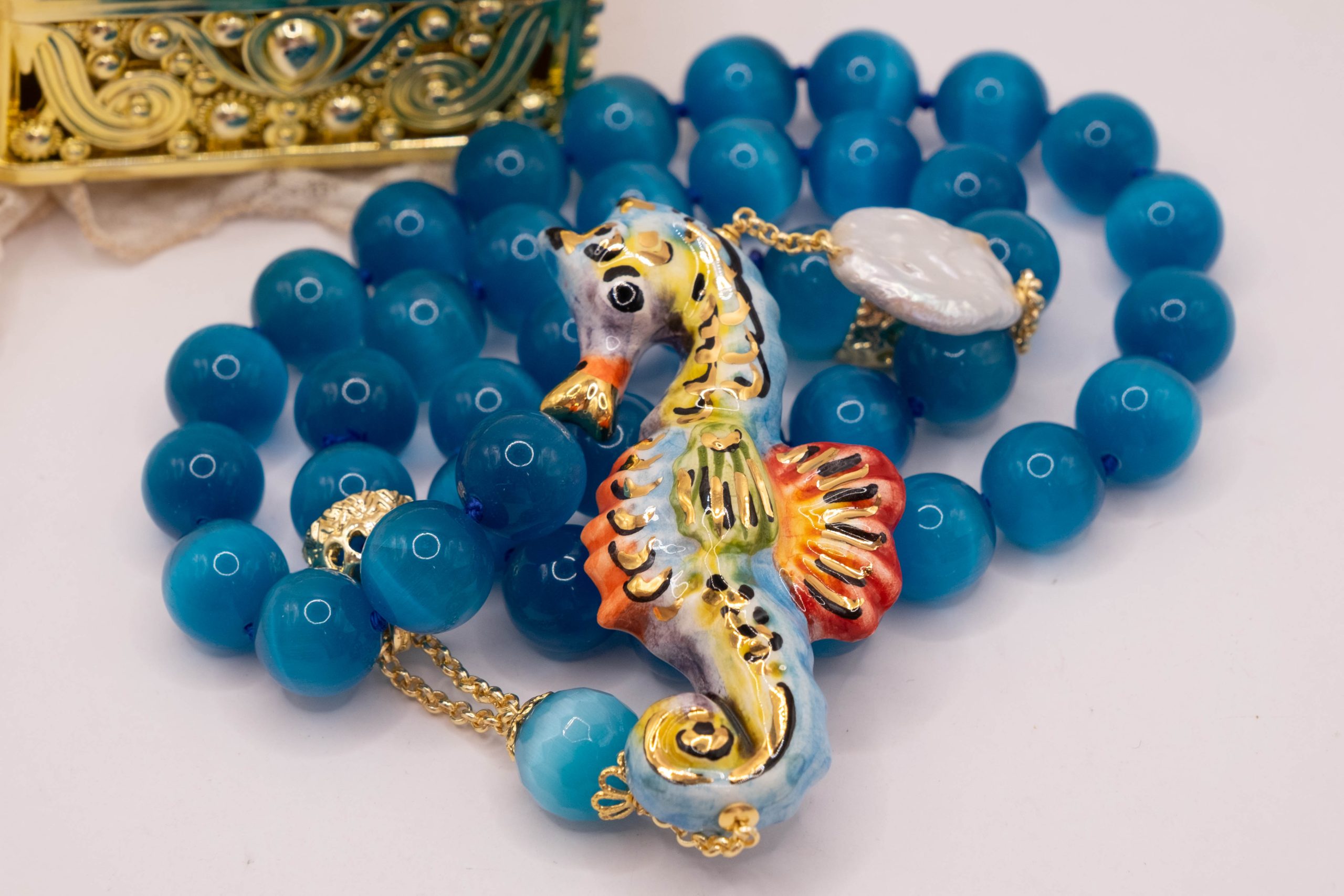 HANDMADE SEAHORSE NECKLACE SICILIAN CERAMIC FROM CALTAGIRONE BLUE CAT'S EYE (8)