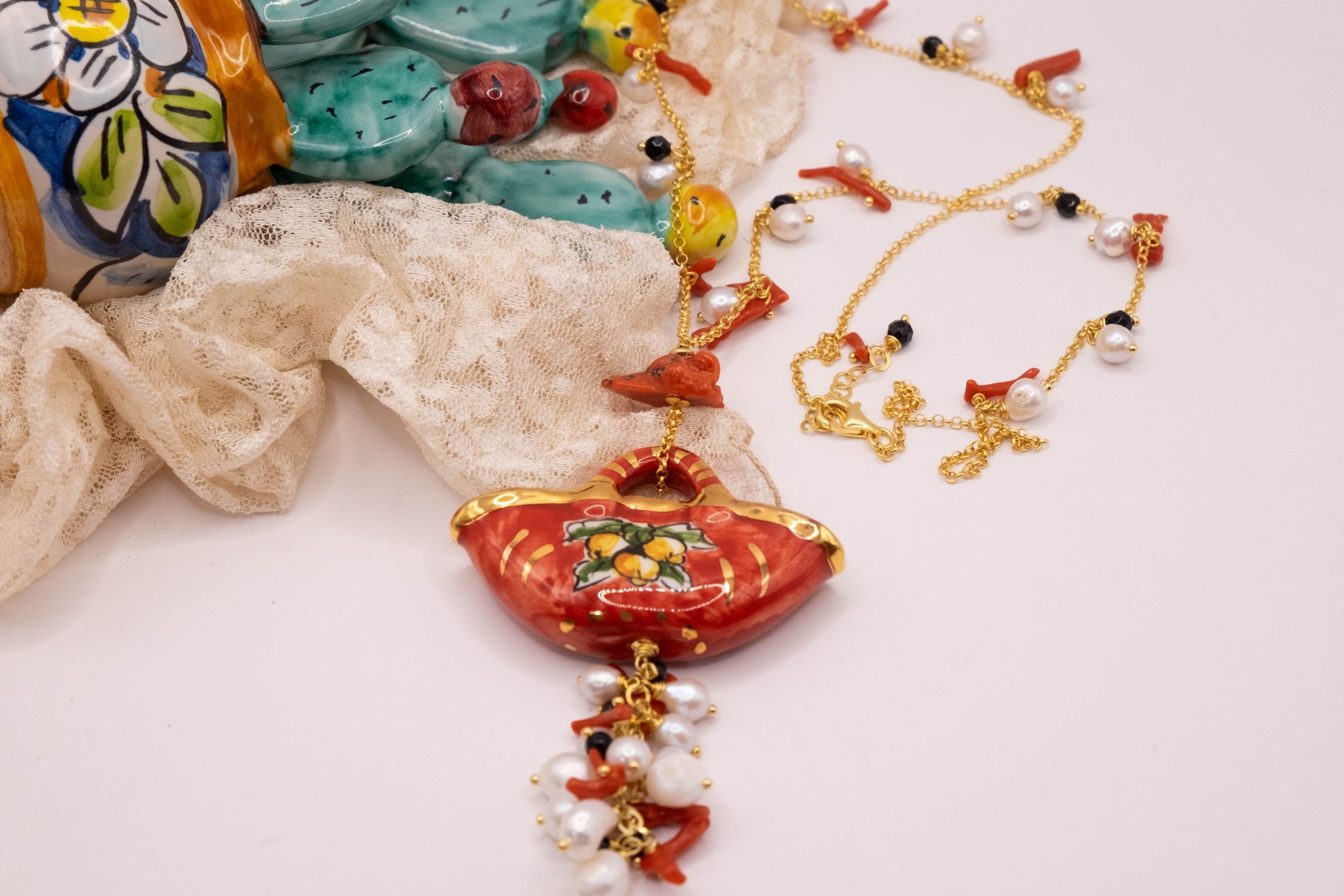 COLLANA SICILIANA COFFA PERLE CORALLO ONICE ARGENTO (1)