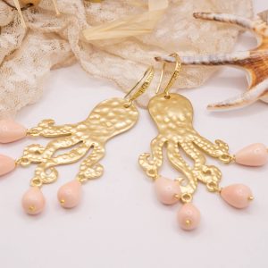 Orecchini con Polpo ottone perle rosa