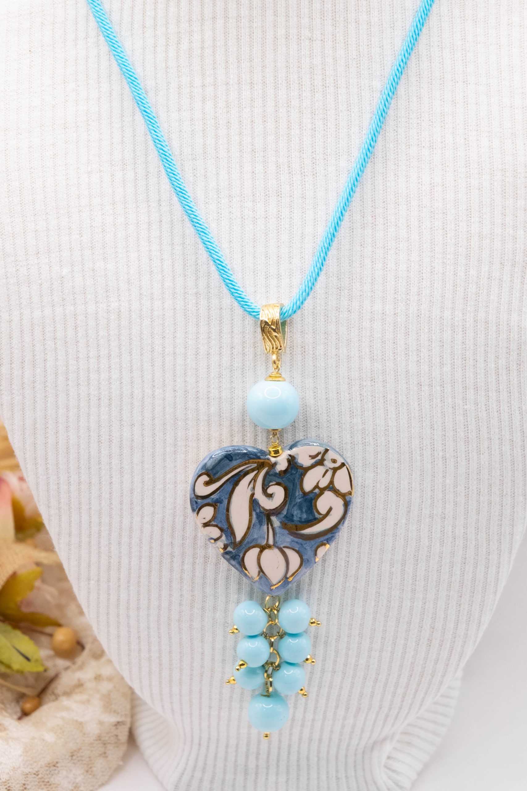 Collana Ciondolo Cuore in Ceramica e Pasta di Turchese