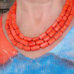 Collana 3 fili in corallo bamboo barilotti decoltè