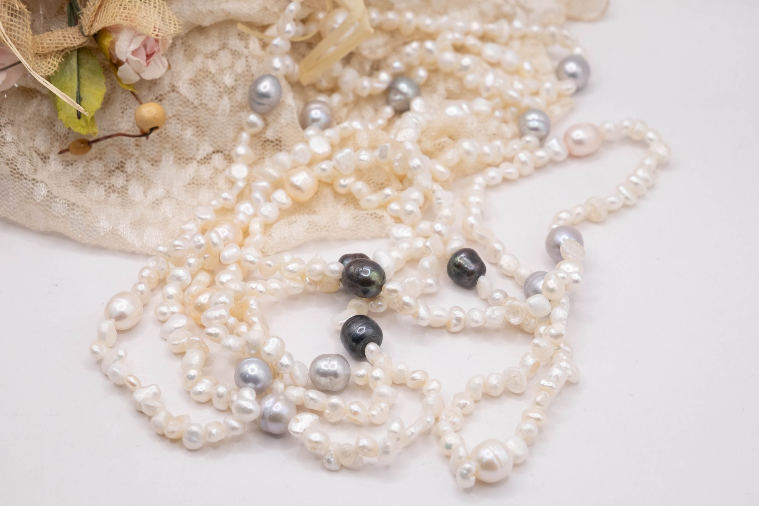 COLLANA LUNGHISSIMA PERLE NATURALI BIANCO GRIGIO (5)