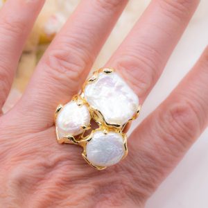 Anello Artigianale 3 Perle Naturali Ottone