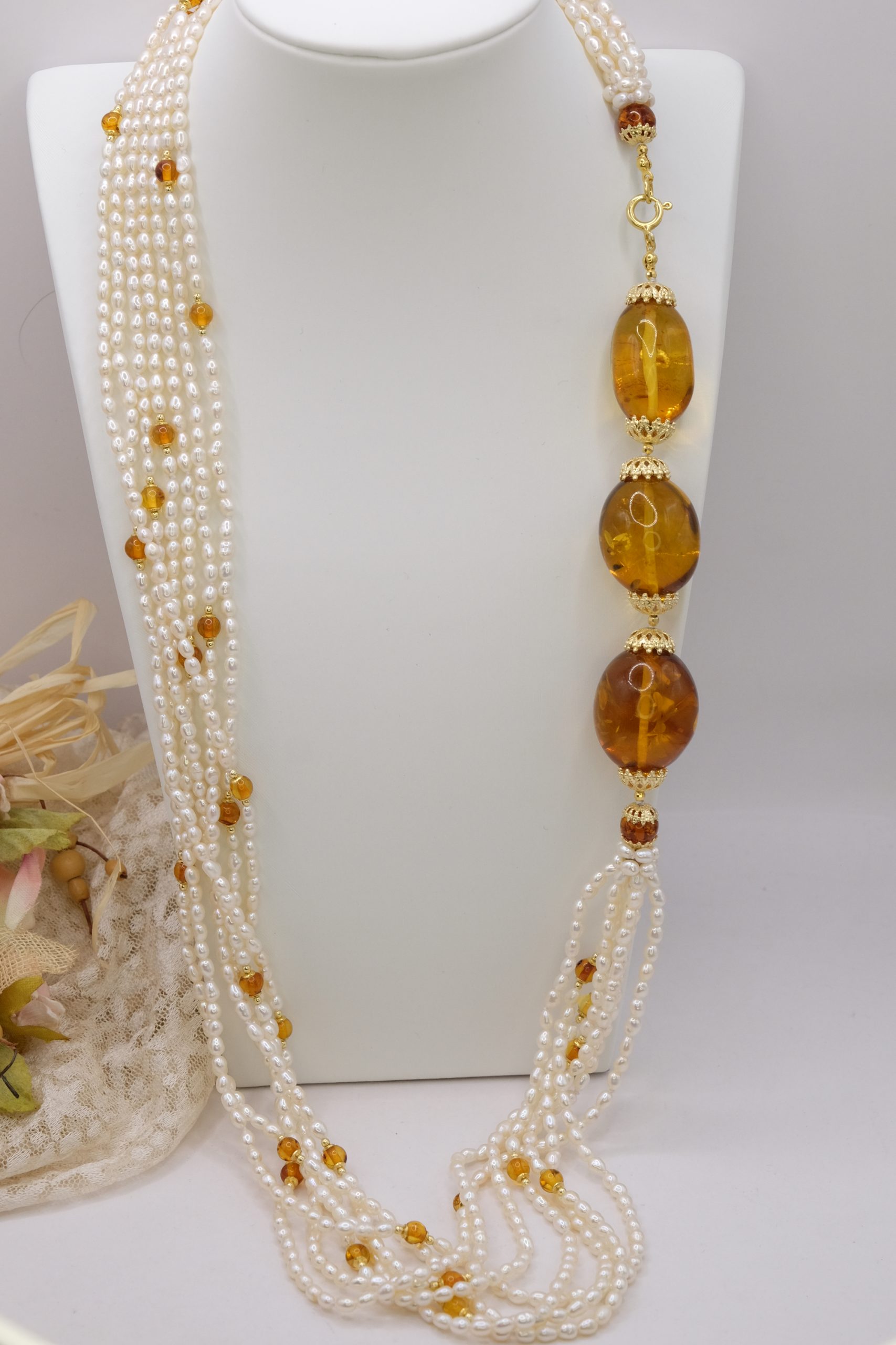 COLLANA MULTIFILO ARTIGIANALE MICROPERLE E AMBRA NATURALE