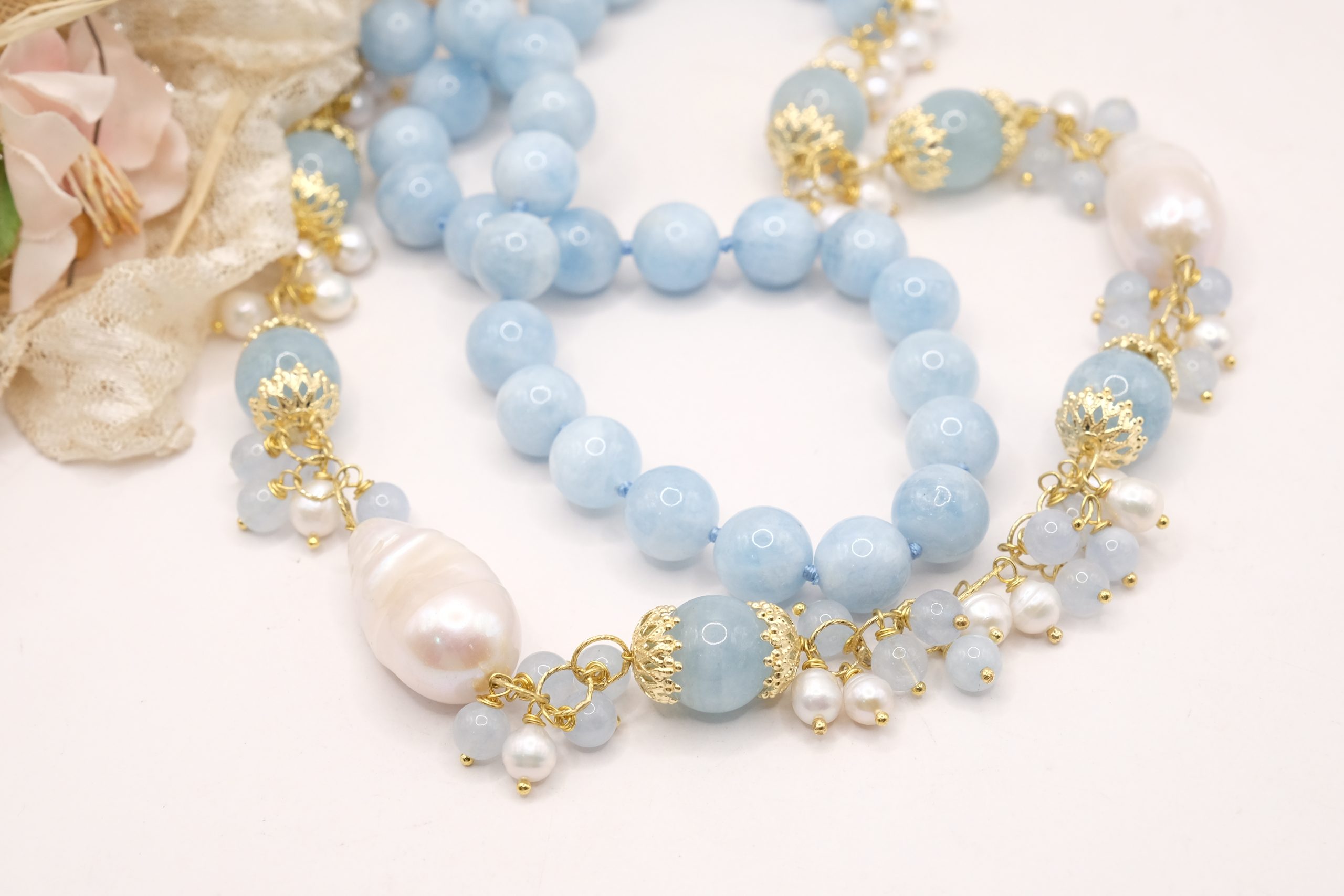 ARTISAN AQUAMARINE PEARL BUNCH NECKLACE DECOLTE' (1)