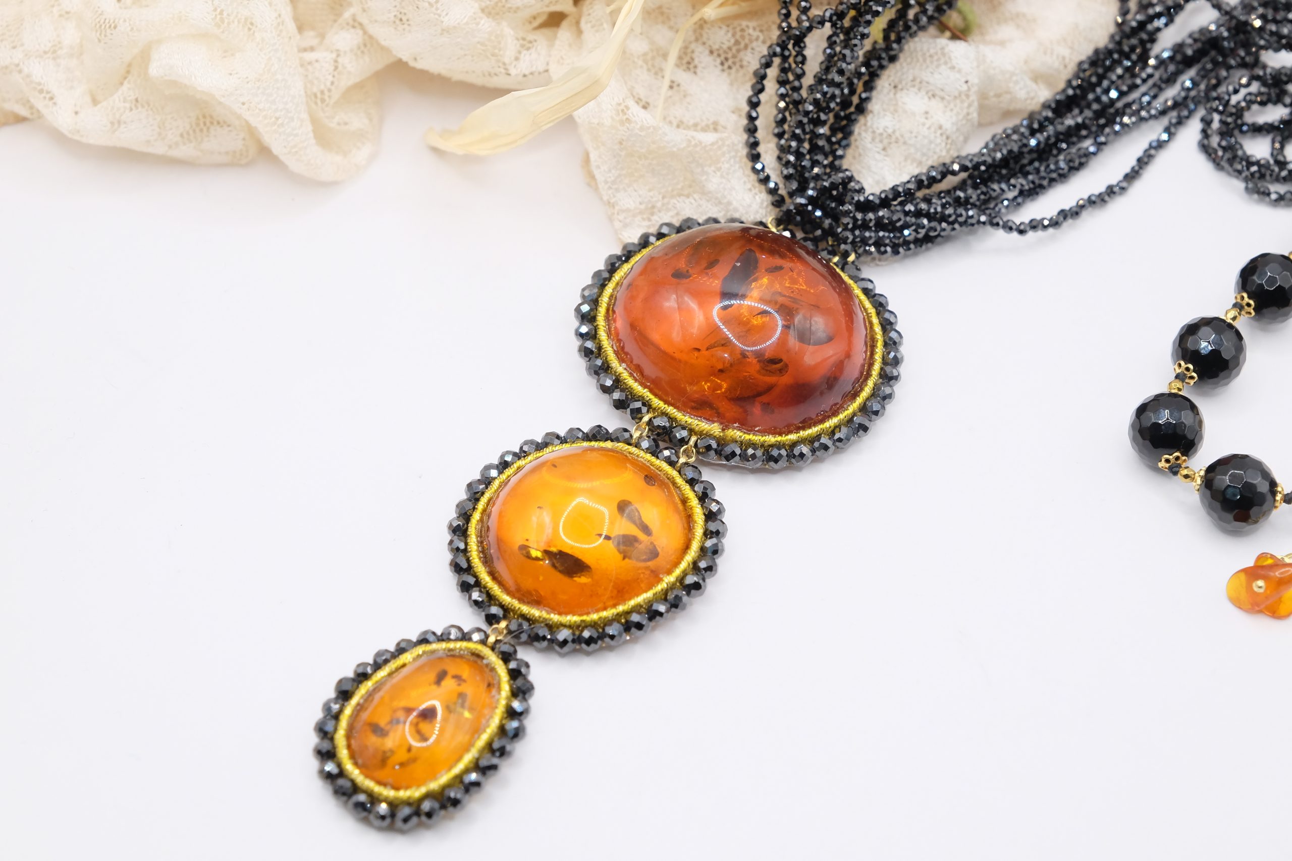 COLLANA ARTIGIANALE AMBRA DEL BALTICO ZIRCONI ONICE ARGENTO 925 (1)