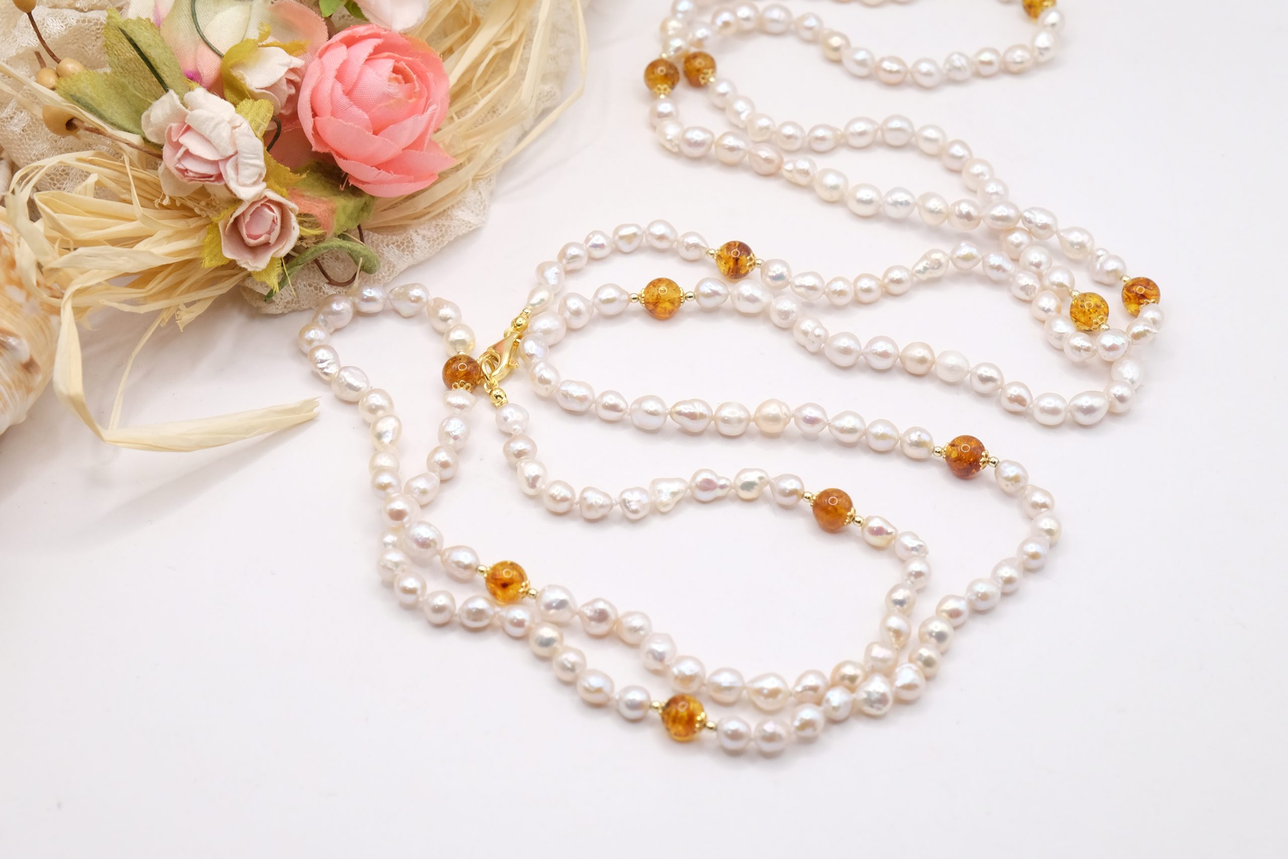 COLLANA ARTIGIANALE CHARLESTON CHANEL PERLE NATURALI E AMBRA (3)