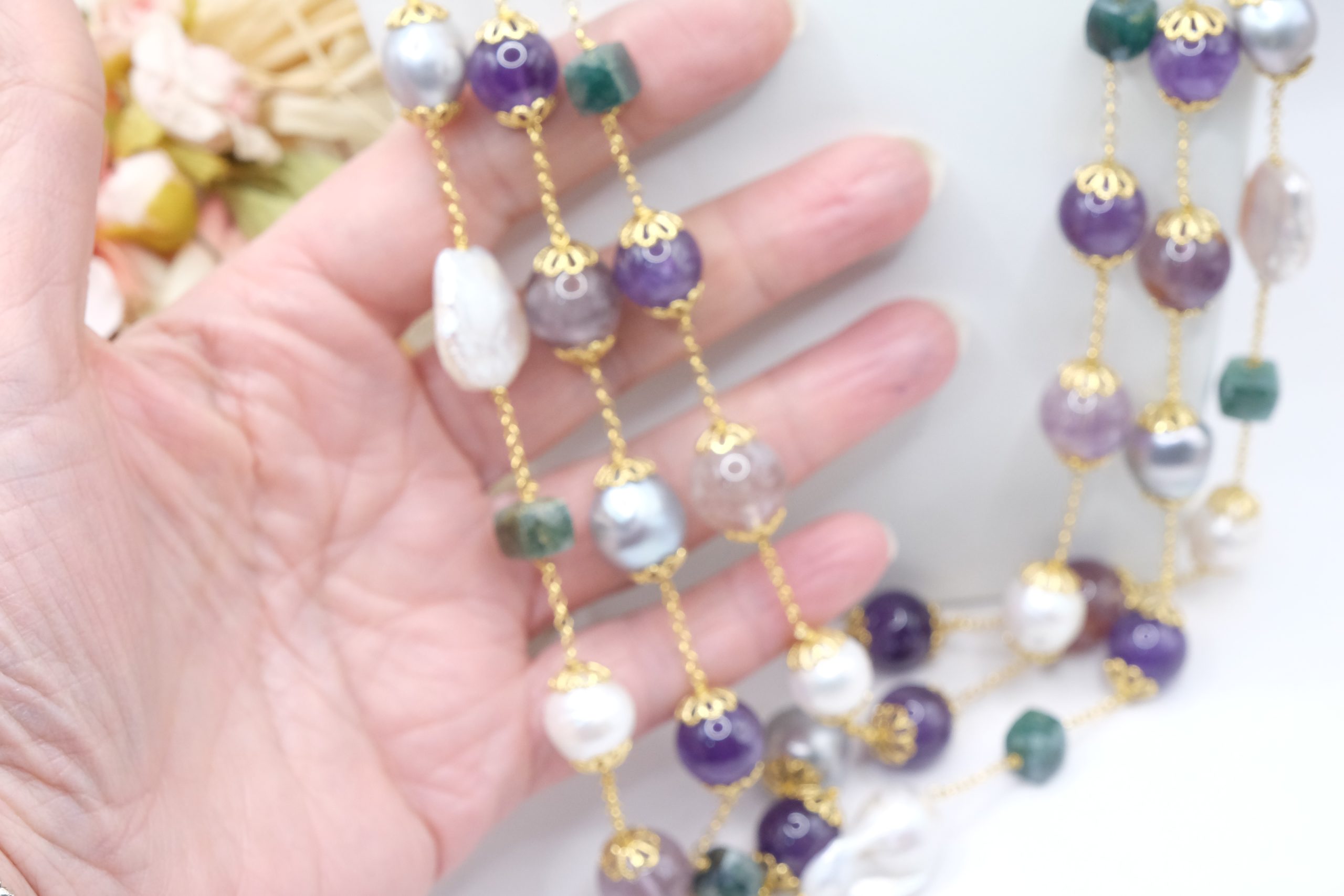 COLLANA MULTIFILO AMETISTA FLUORITE TORMALINE VERDI PERLE GRIGIE E BIANCHE ARGENTO 925 DORATO EMATITE (