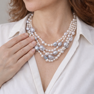 Collana Multifilo Artigianale Perle Bianche e Grigie Naturali