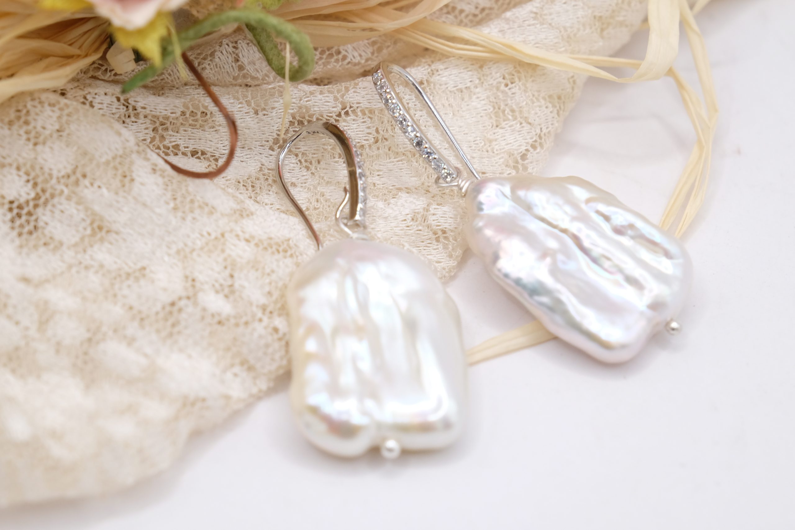 925 RHODIUM-PLATED SILVER EARRINGS WITH SQUARE PEARLS AND HANDCRAFTED ZIRCONIA (1)