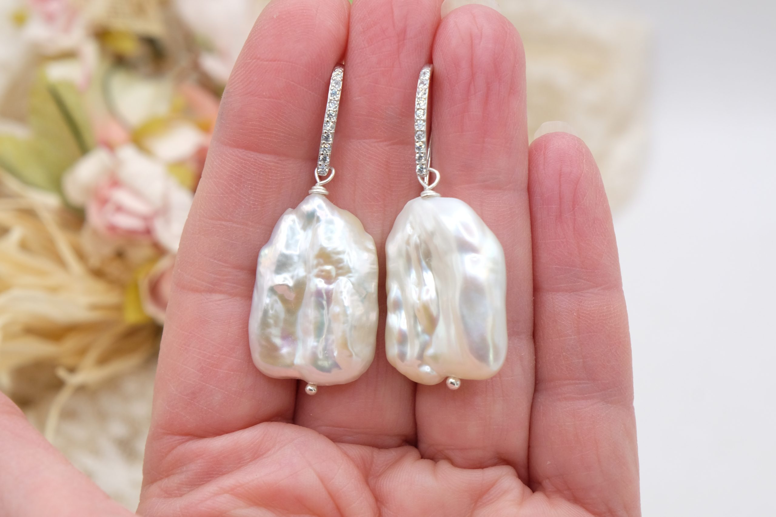 925 RHODIUM-PLATED SILVER EARRINGS WITH SQUARE PEARLS AND HANDCRAFTED ZIRCONIA (4)