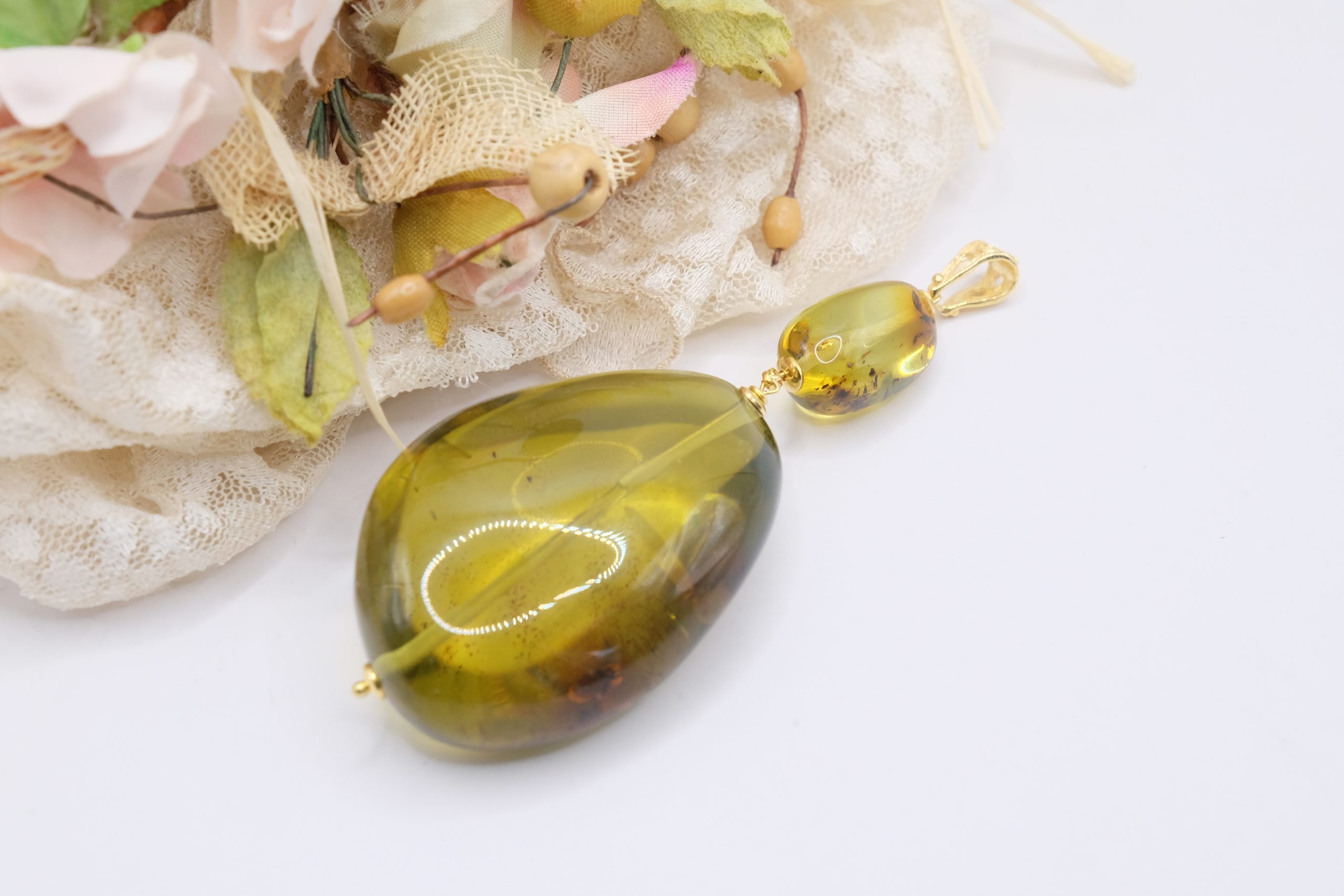 HANDMADE GREEN AMBER SILVER PENDANT (9)