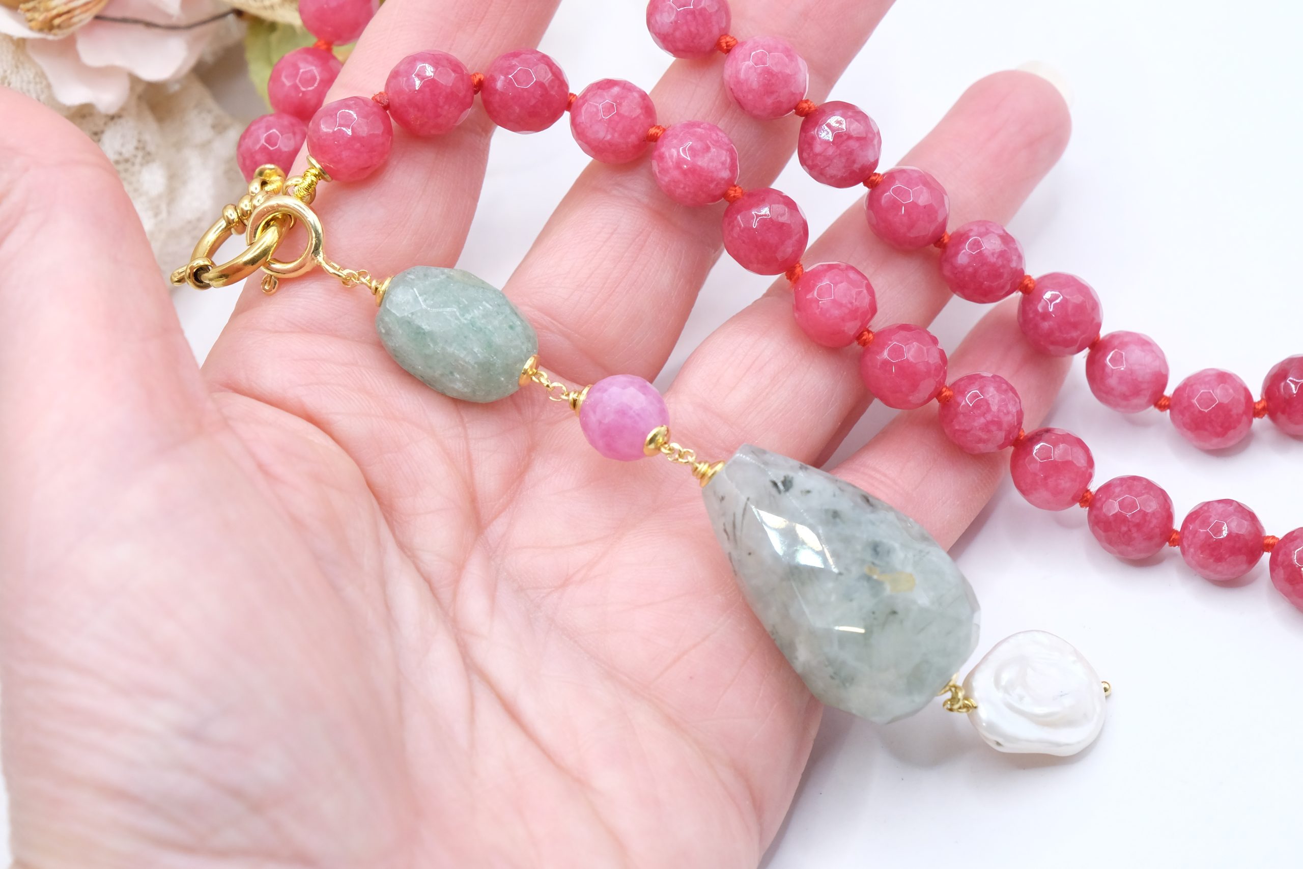 COLLANA ARTIGIANALE PHRENITE GIADA FUXIA PERLA (1)
