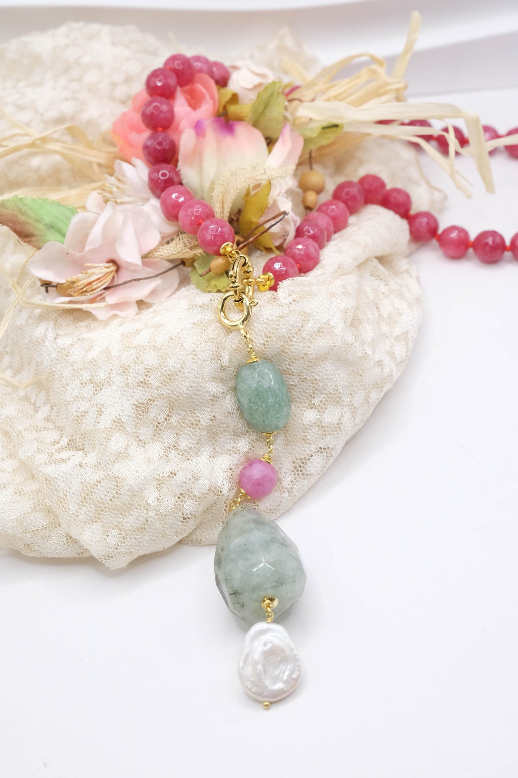 COLLANA ARTIGIANALE PHRENITE GIADA FUXIA PERLA (4)