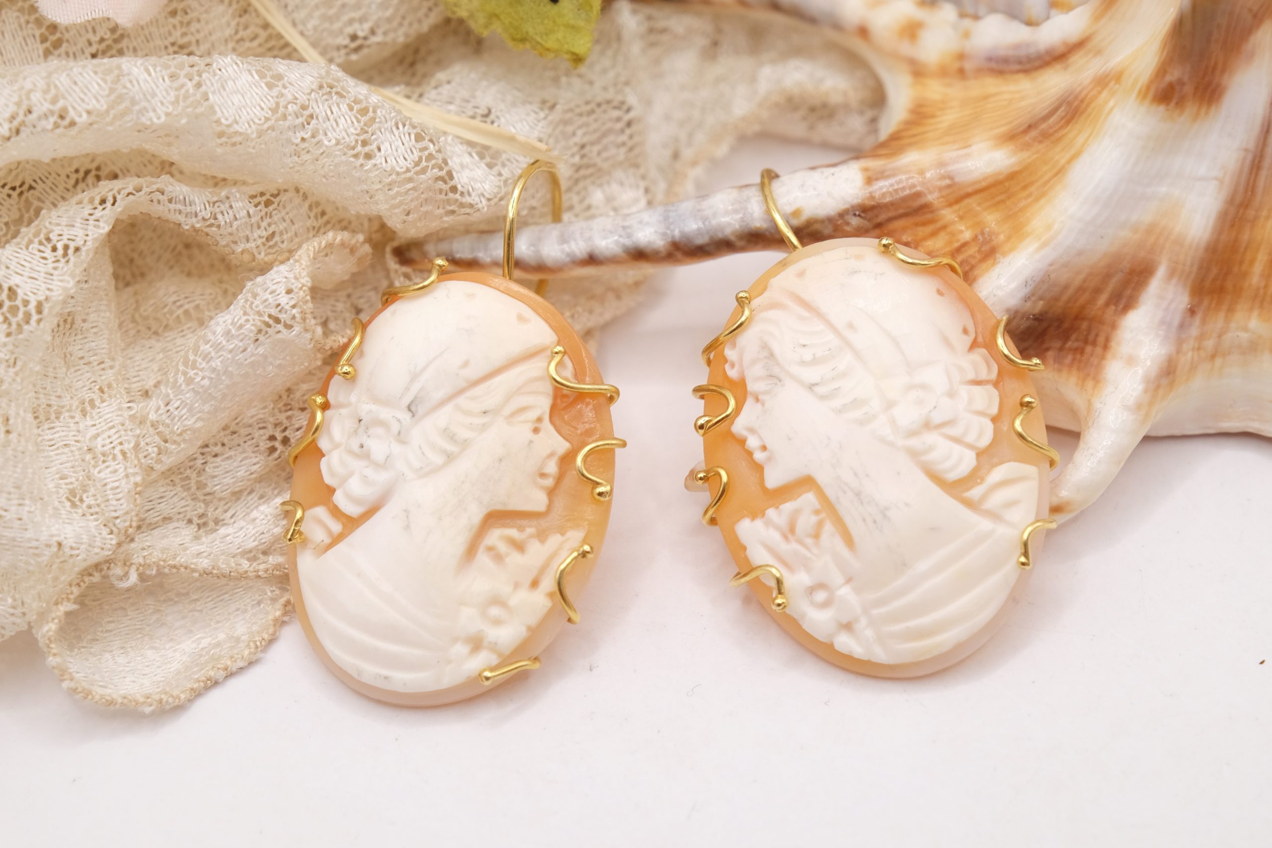 HANDMADE CAMEO EARRINGS FROM TORRE DEL GRECO IN GOLD PLATED SILVER (2)