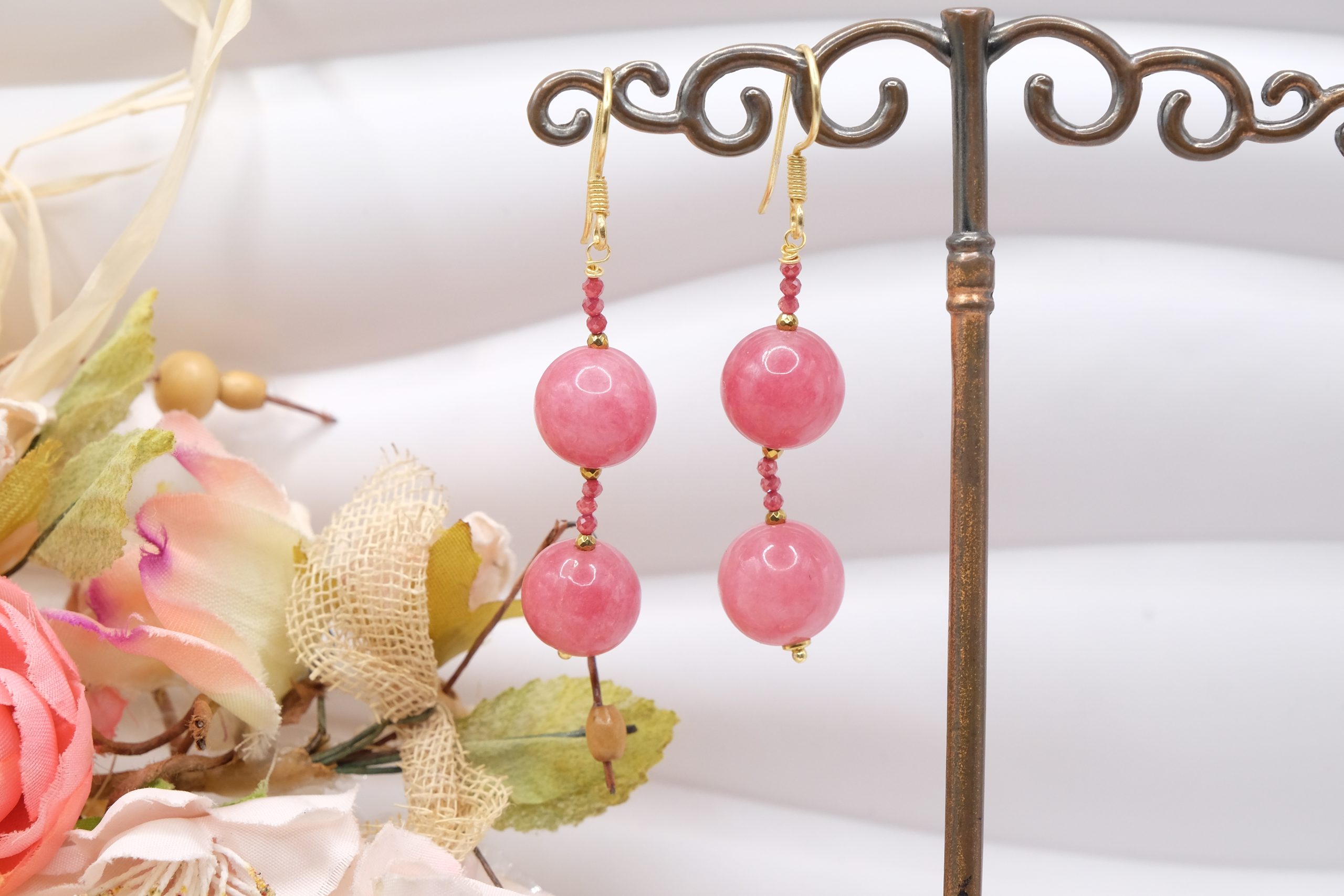 HANDMADE PINK JADE EARRINGS WITH ZIRCONIA AND BRASS (1)