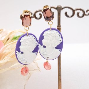 Orecchini Cammeo in Resina Viola con Tormaline e Cristallo