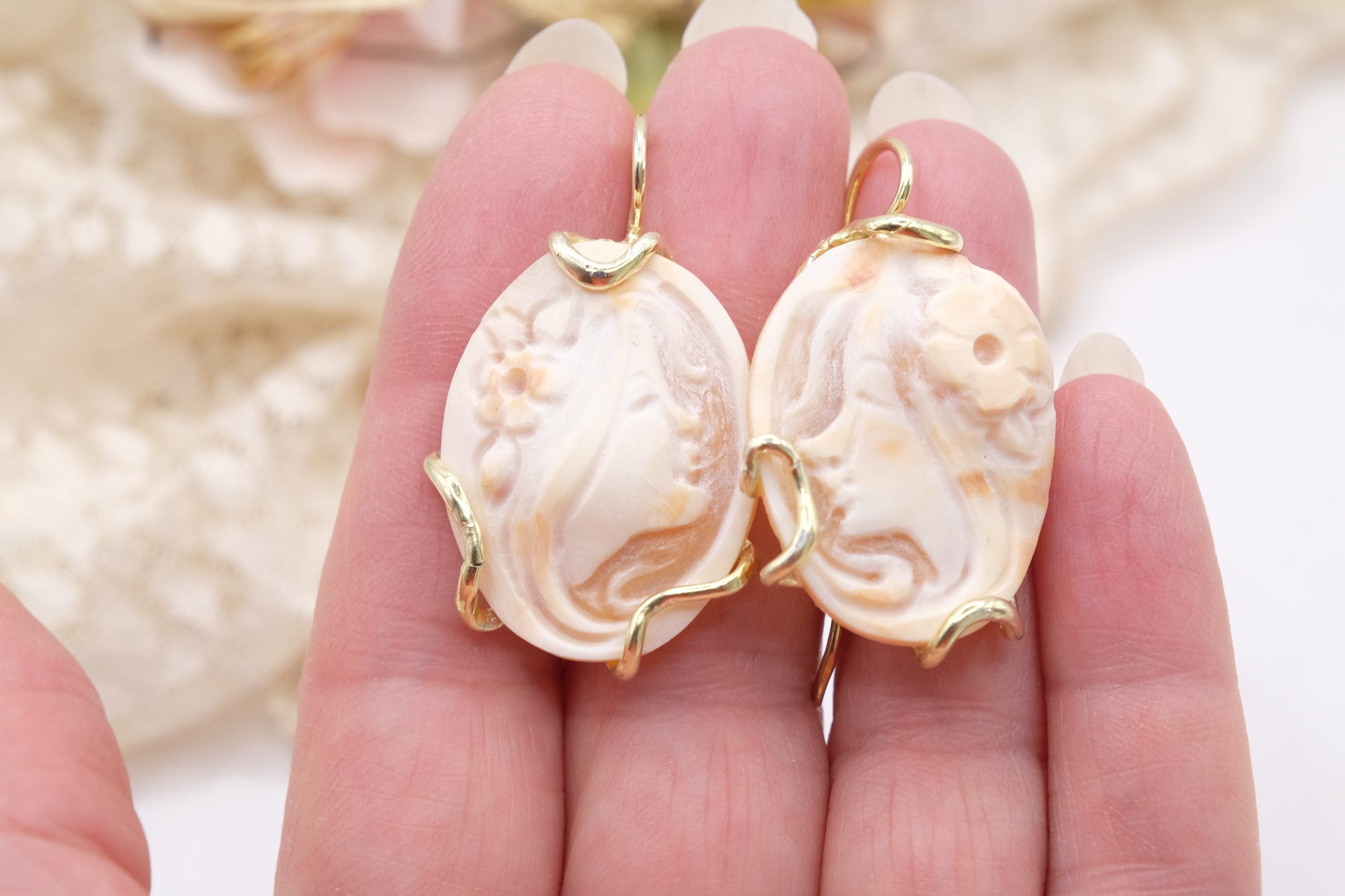 MODERN CAMEO EARRINGS OF THE GREEK TORRE DAMA SILVER GOLD PLATED (1)