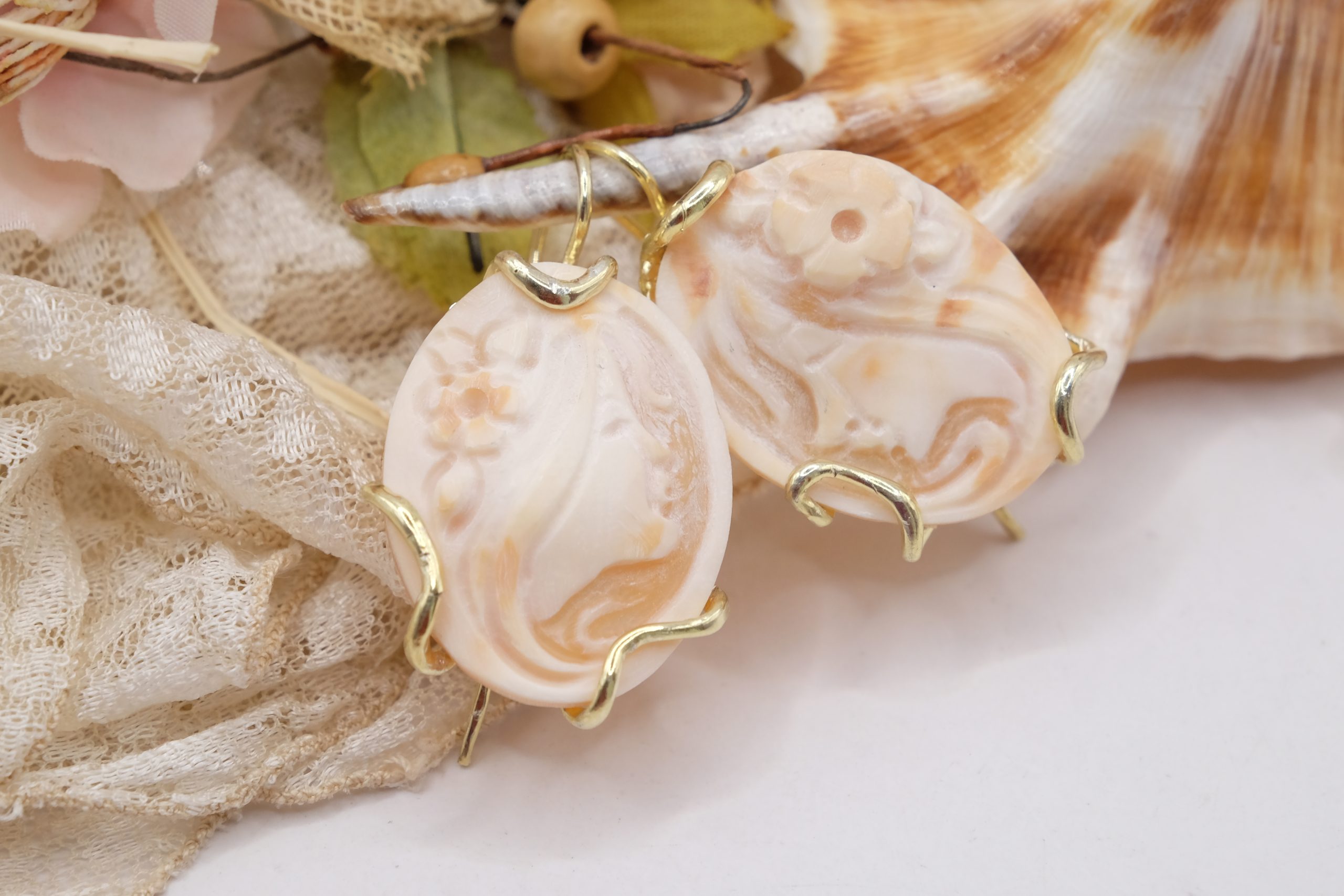 MODERN CAMEO EARRINGS OF THE GREEK TORRE DAMA SILVER GOLD PLATED (2)