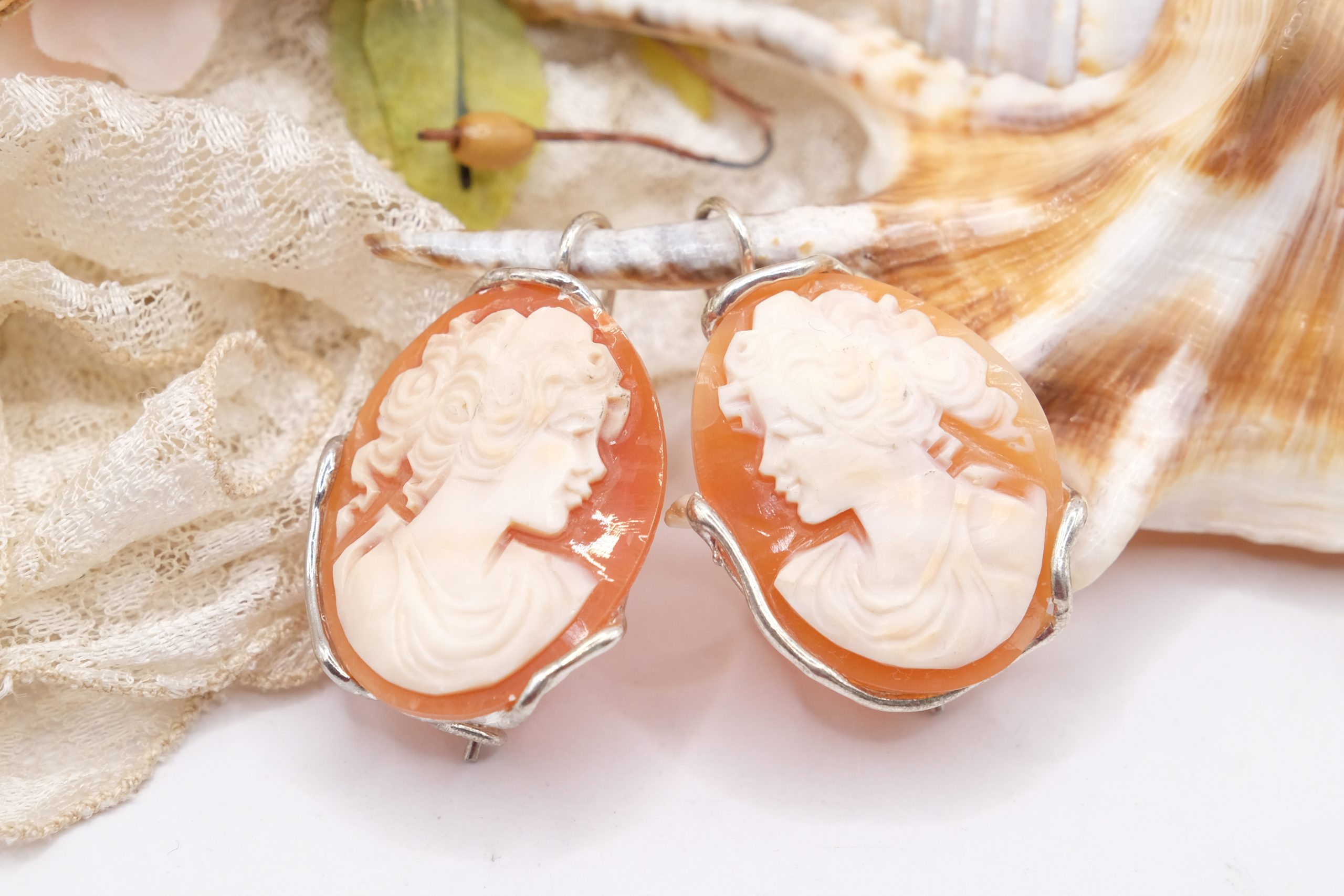 MODERN CAMEO EARRINGS OF THE GREEK DAMA TORRE RHODIUM PLATED SILVER (2)