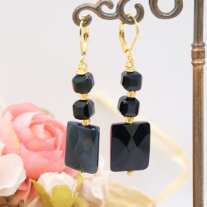 Orecchini Pendenti Onice Perle e Acciaio Placcato Oro