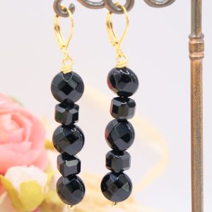 Orecchini Pendenti Onice Perle e Acciaio Placcato Oro