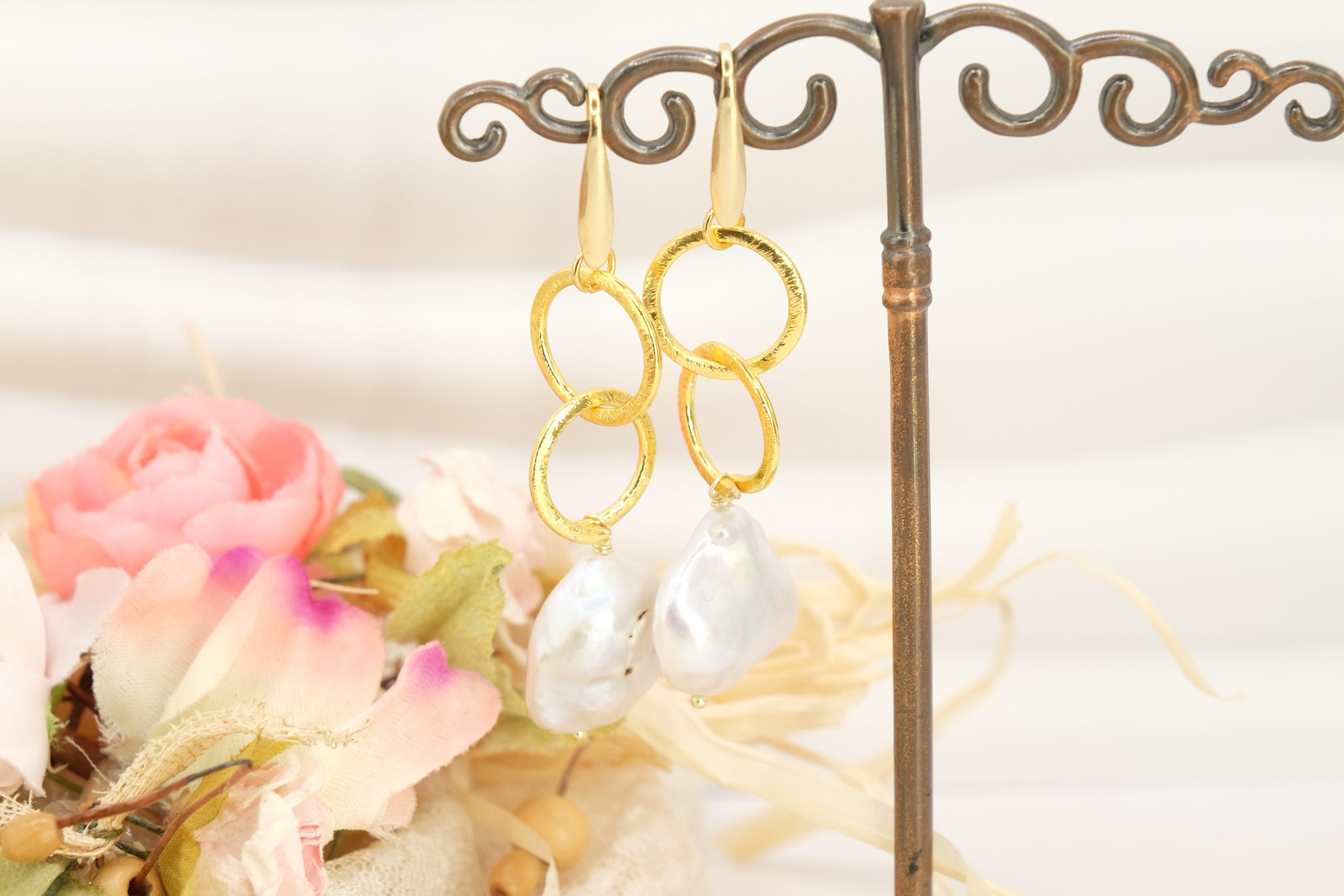 HANDMADE BRASS CHAIN PEARL EARRINGS PENDANTS (2)