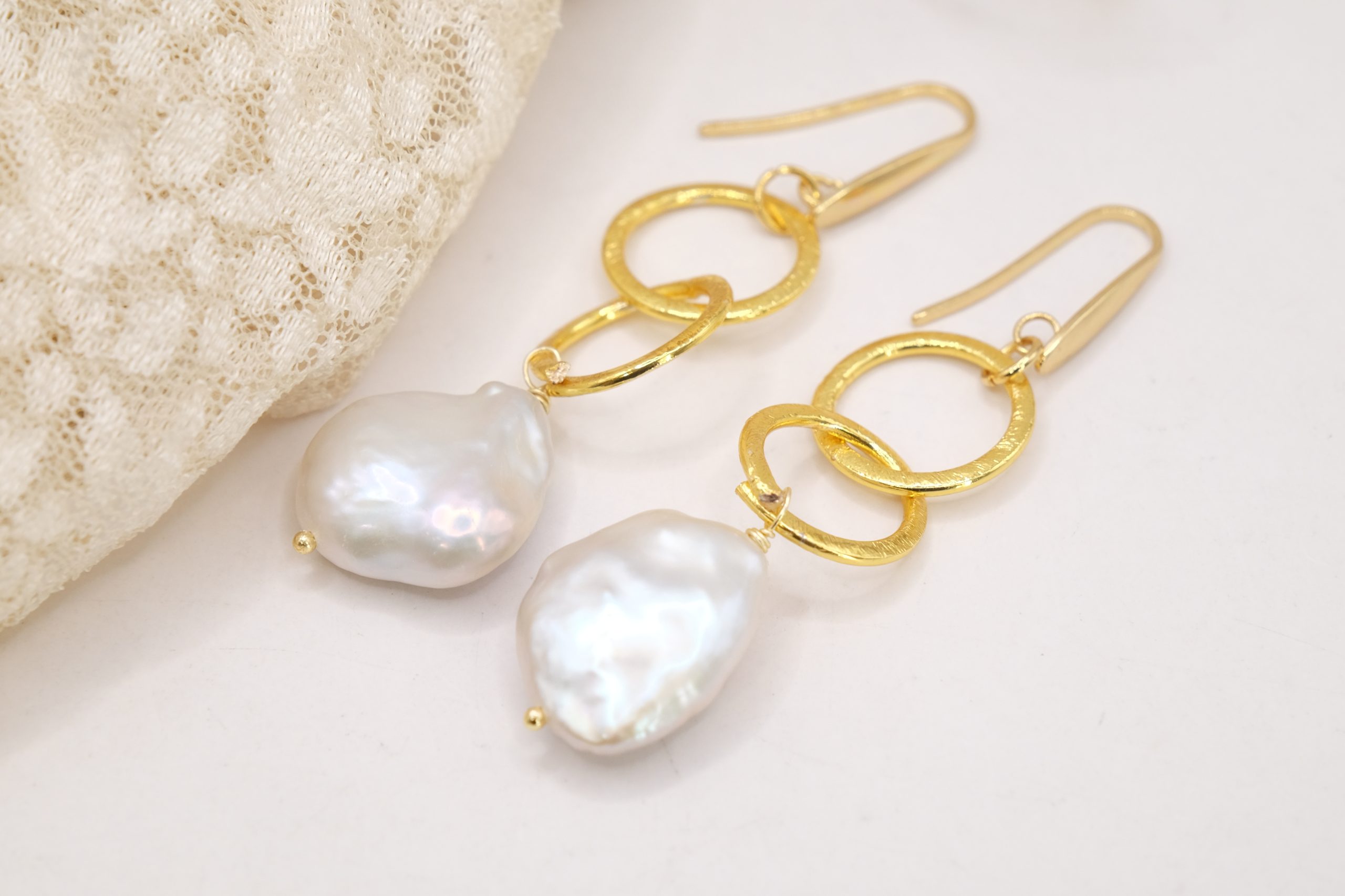 HANDMADE BRASS CHAIN PEARL EARRINGS PENDANTS (5)