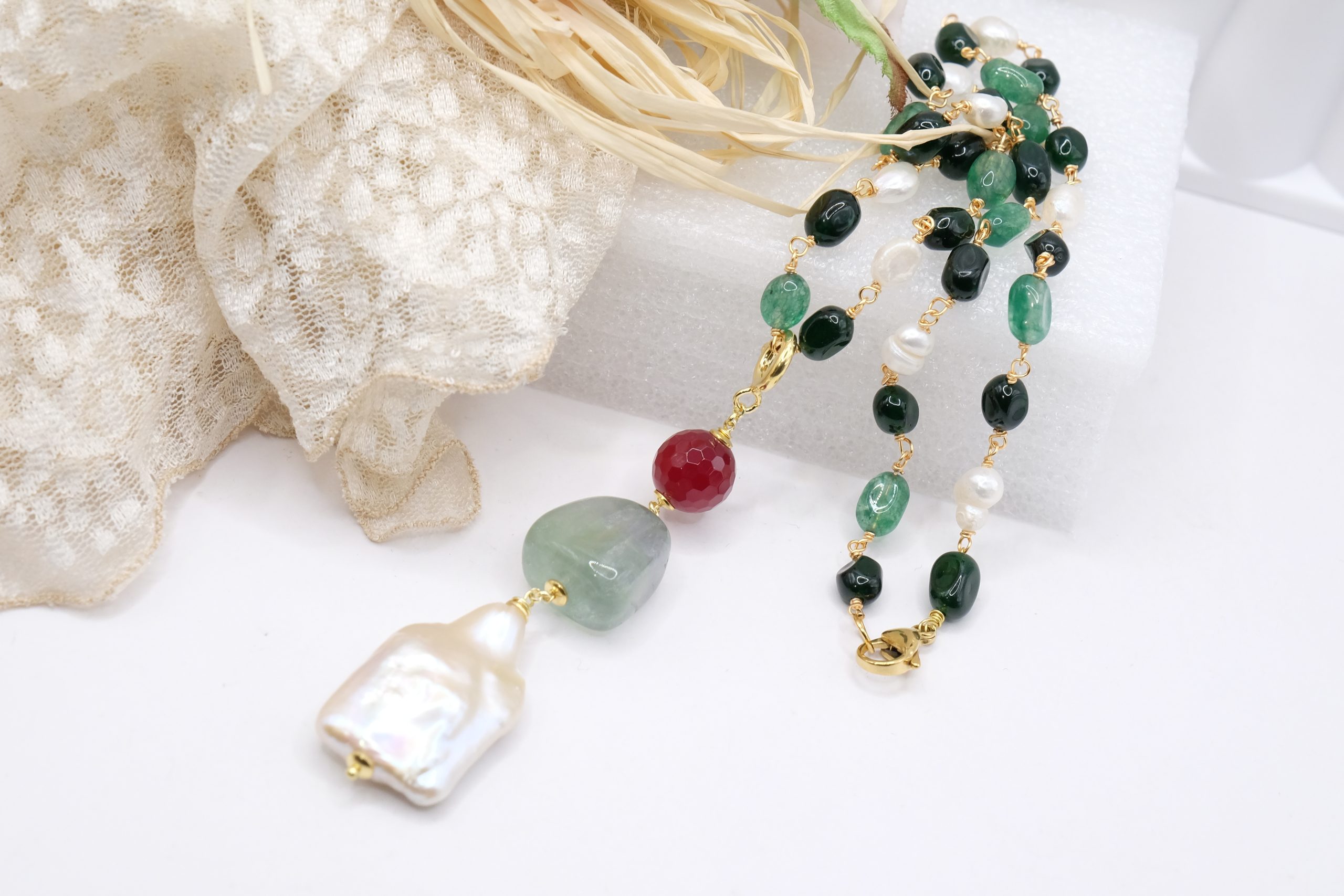 COLLANA ARTIGIANALE CIONDOLO FLUORITE GIADA BORGOGNA PERLA TORMALINE ROSARIO (4)