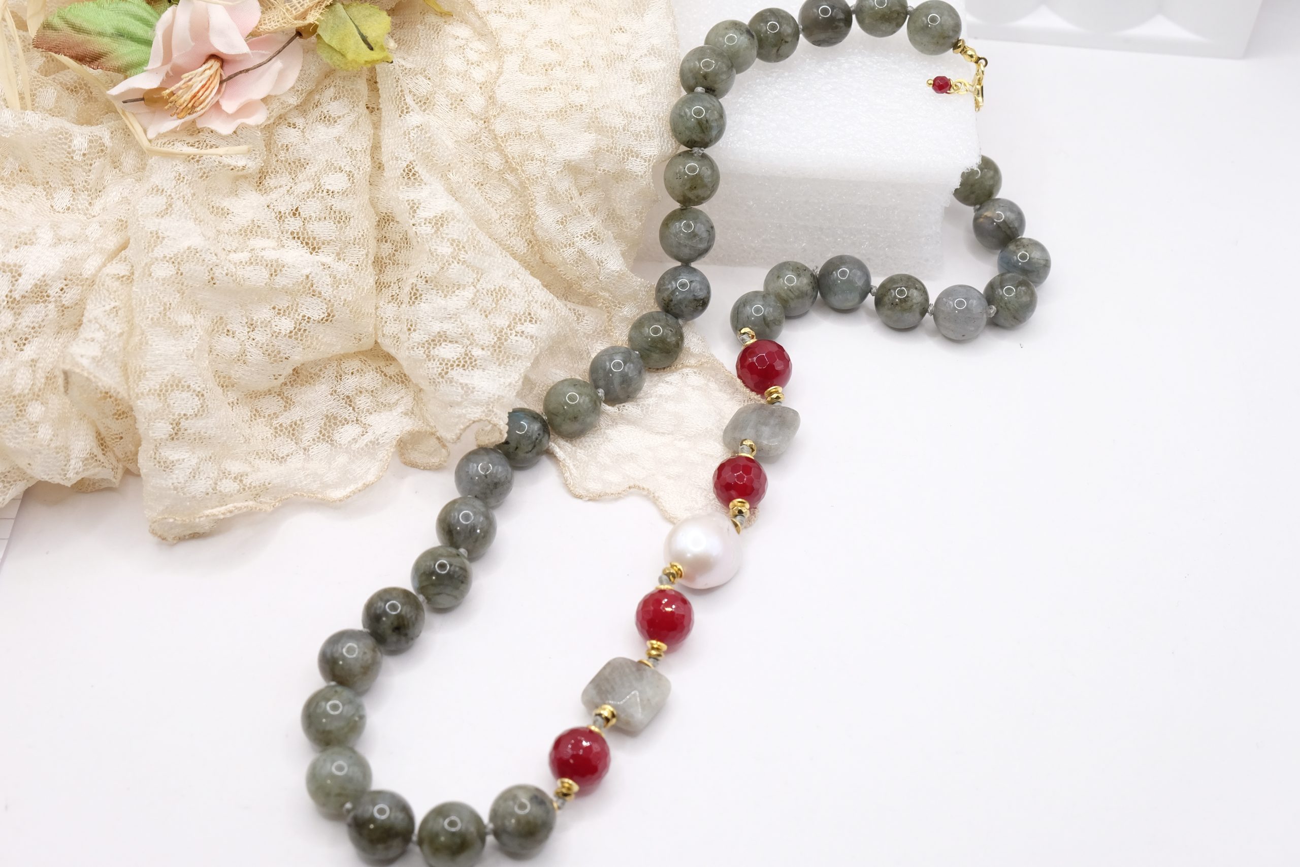 HANDMADE LABRADORITE, BURGUNDY JADE, 925 SILVER PEARL NECKLACE (6)