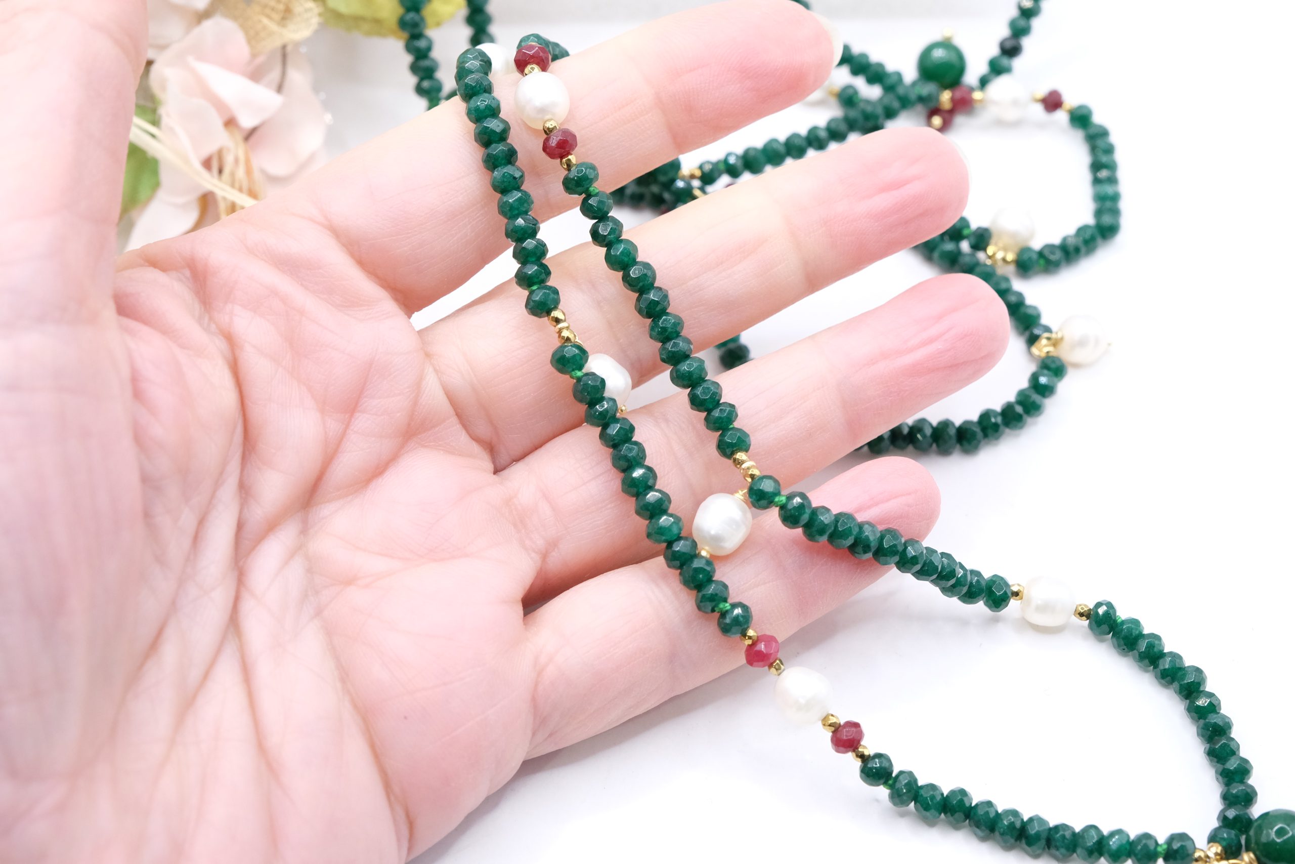 COLLANA ARTIGIANALE LUNGA CHARLESTON CHANEL PERLE SMERALDO RUBINO CHARMS (5)