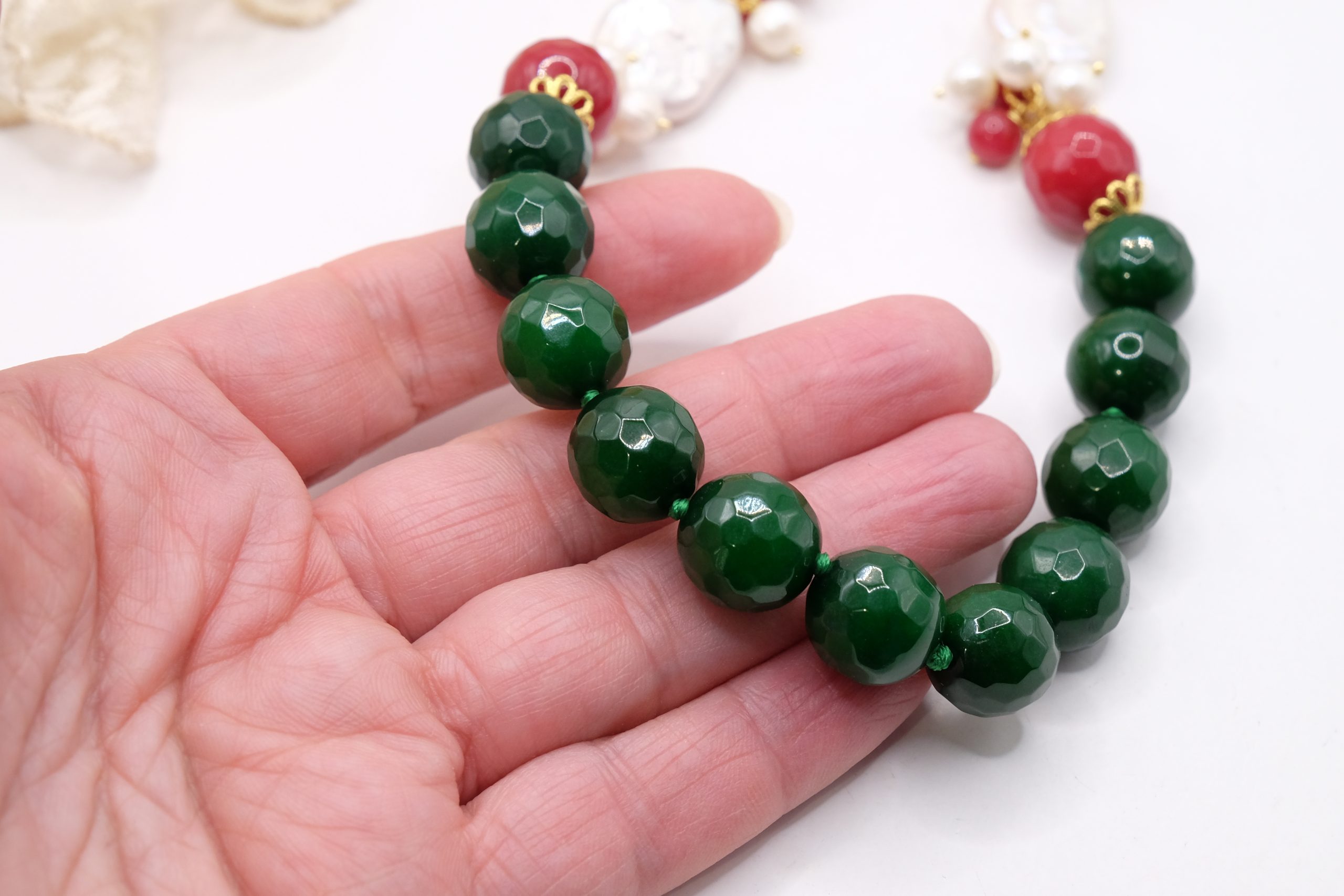 COLLANA ARTIGIANALE SICILIANA GIADA VERDE BORGOGNA CERAMICA DI CALTAGIRONE PERLA PERLE (5)