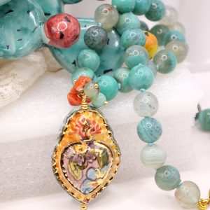 Collana Girocollo Sacro Cuore in Ceramica Corallo e Crisoprasio