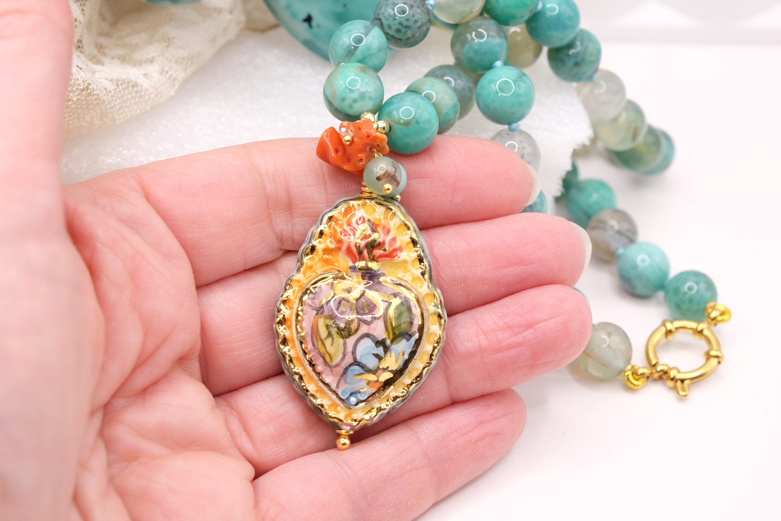 COLLANA SICILIANA ARTIGIANALE CRISOPRASIO SACRO CUORE CERAMICA DI CALTAGIRONE CORALLO (5)