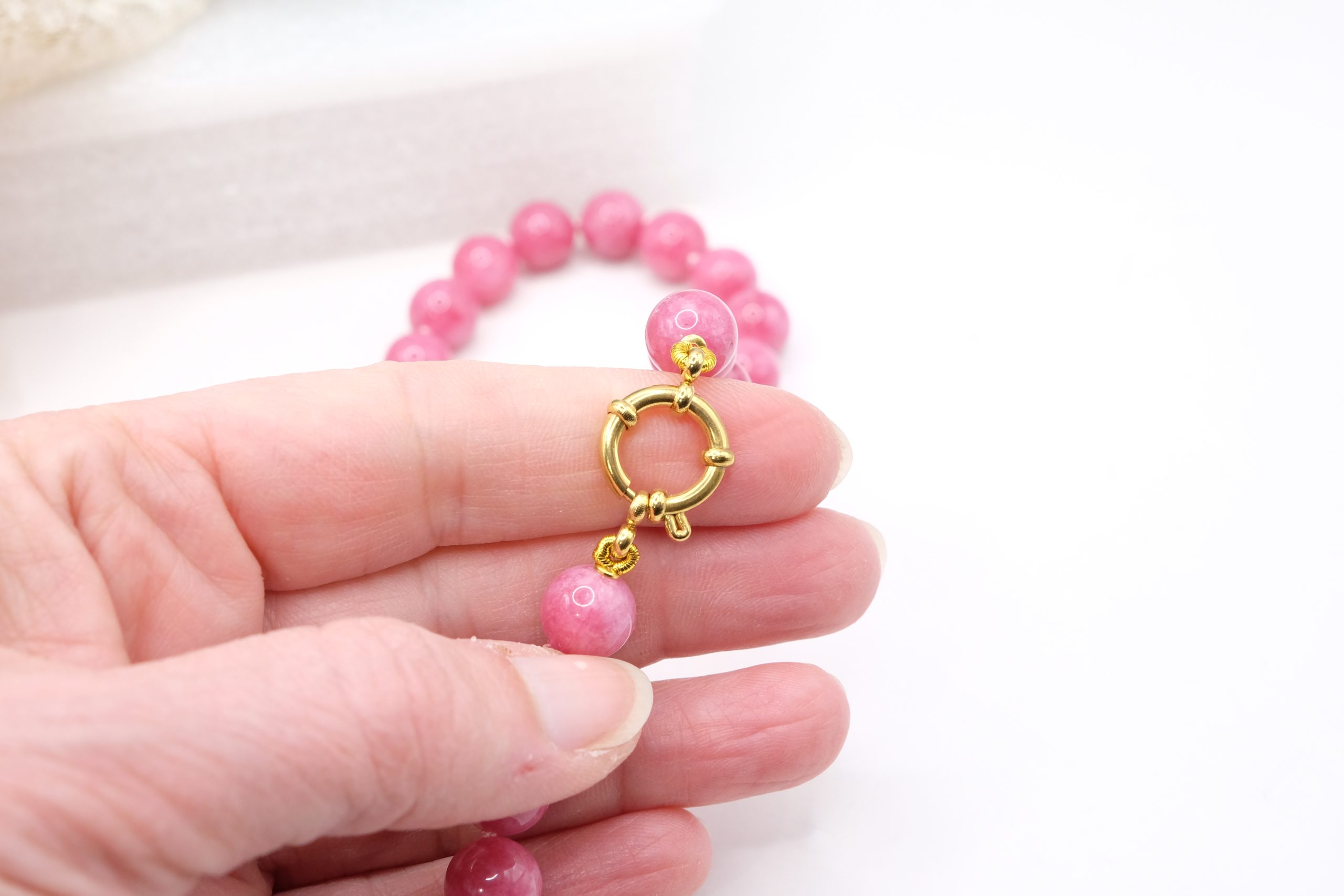 SICILIAN HANDCRAFTED NECKLACE MAGENTA JADE MOOR'S HEAD CALTAGIRONE CERAMIC CORAL (6)