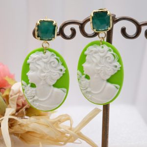 Orecchini Cammeo in Resina Verde Occhio Acciaio