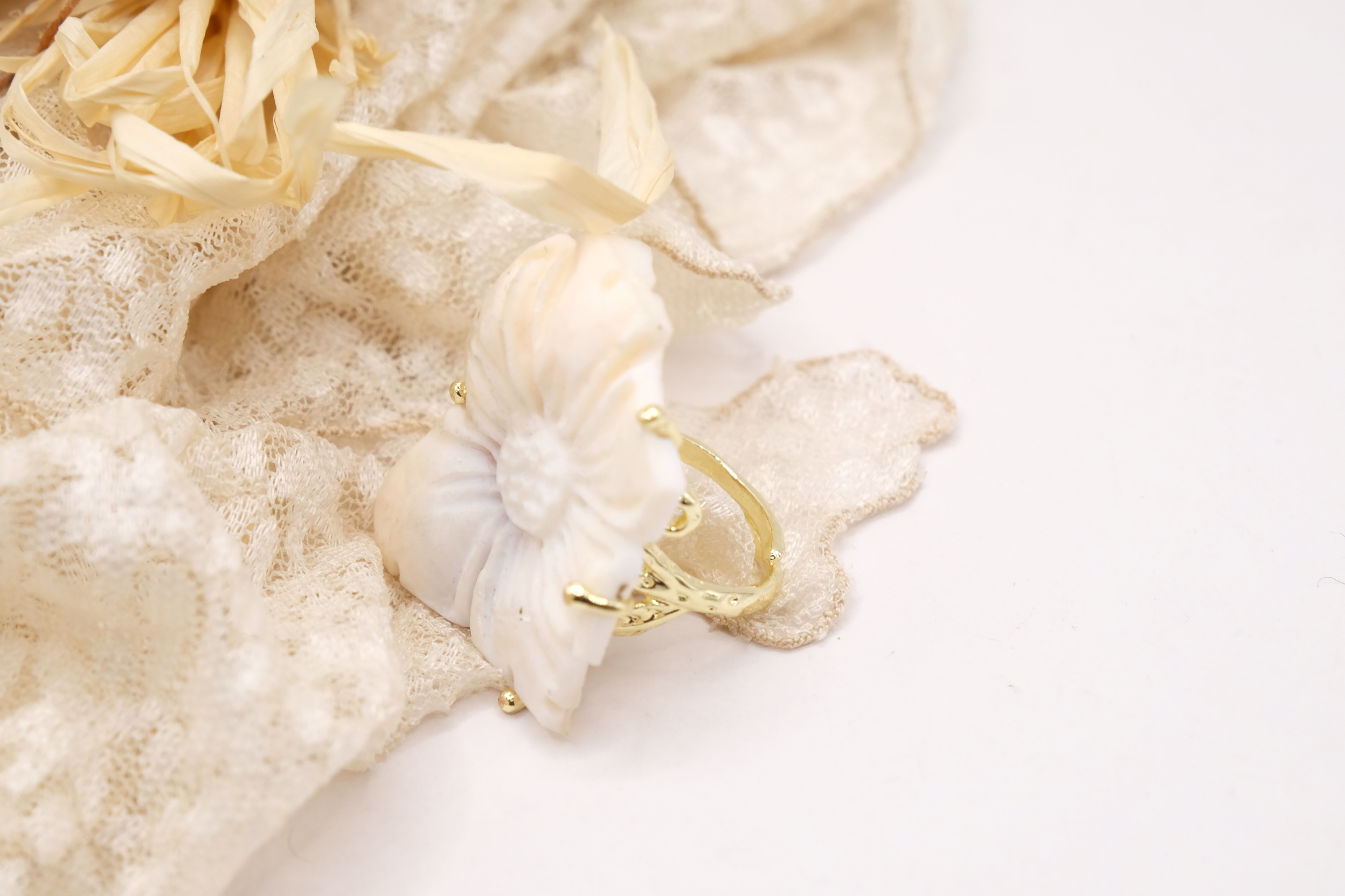 ANELLO ARTIGIANALE CAMMEO DI TORRE DEL GRECO OTTONE (3)