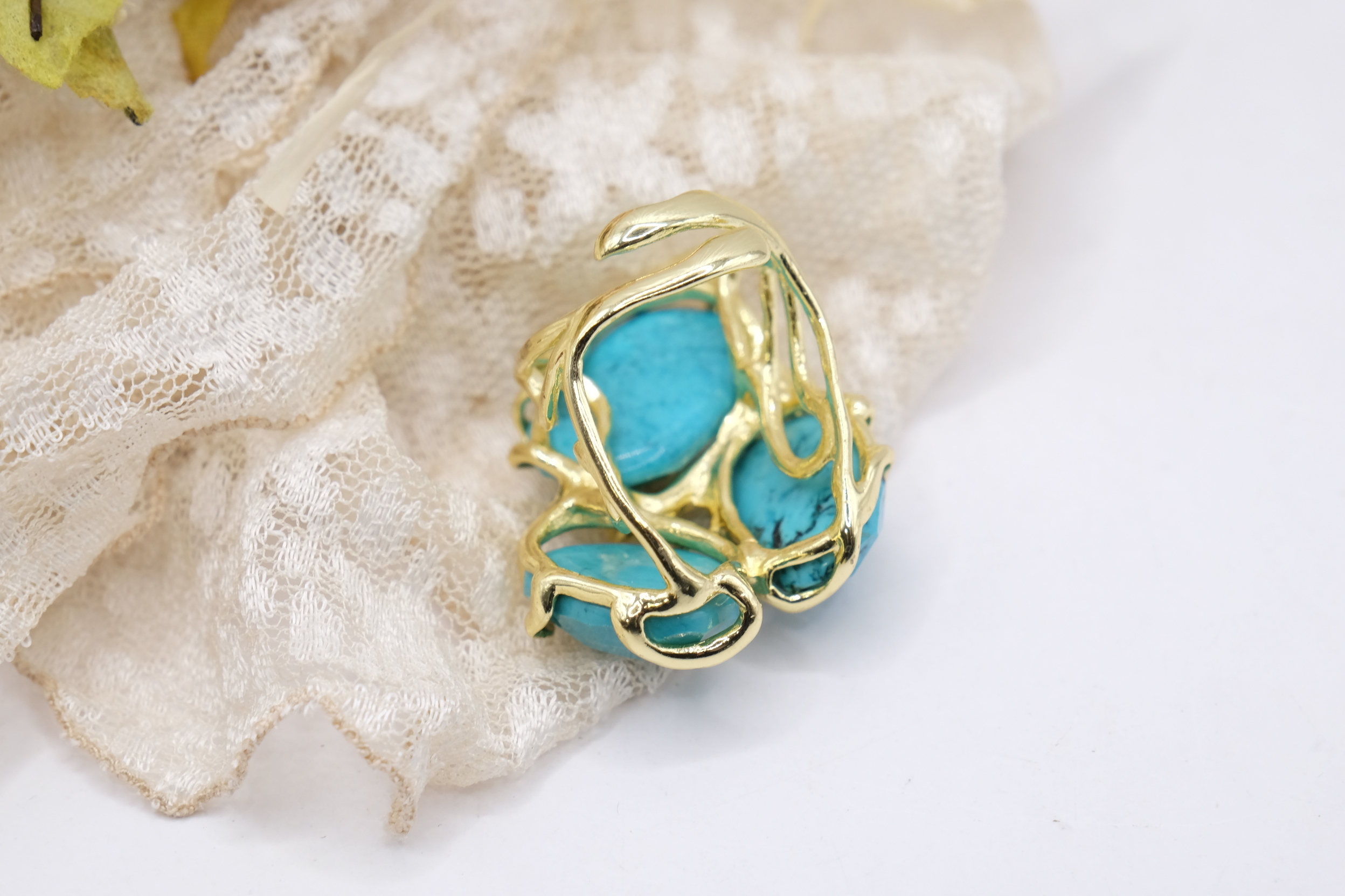 ANELLO ARTIGIANALE MAXI 3 PIETRE PASTA DI TURCHESE OTTONE (3)